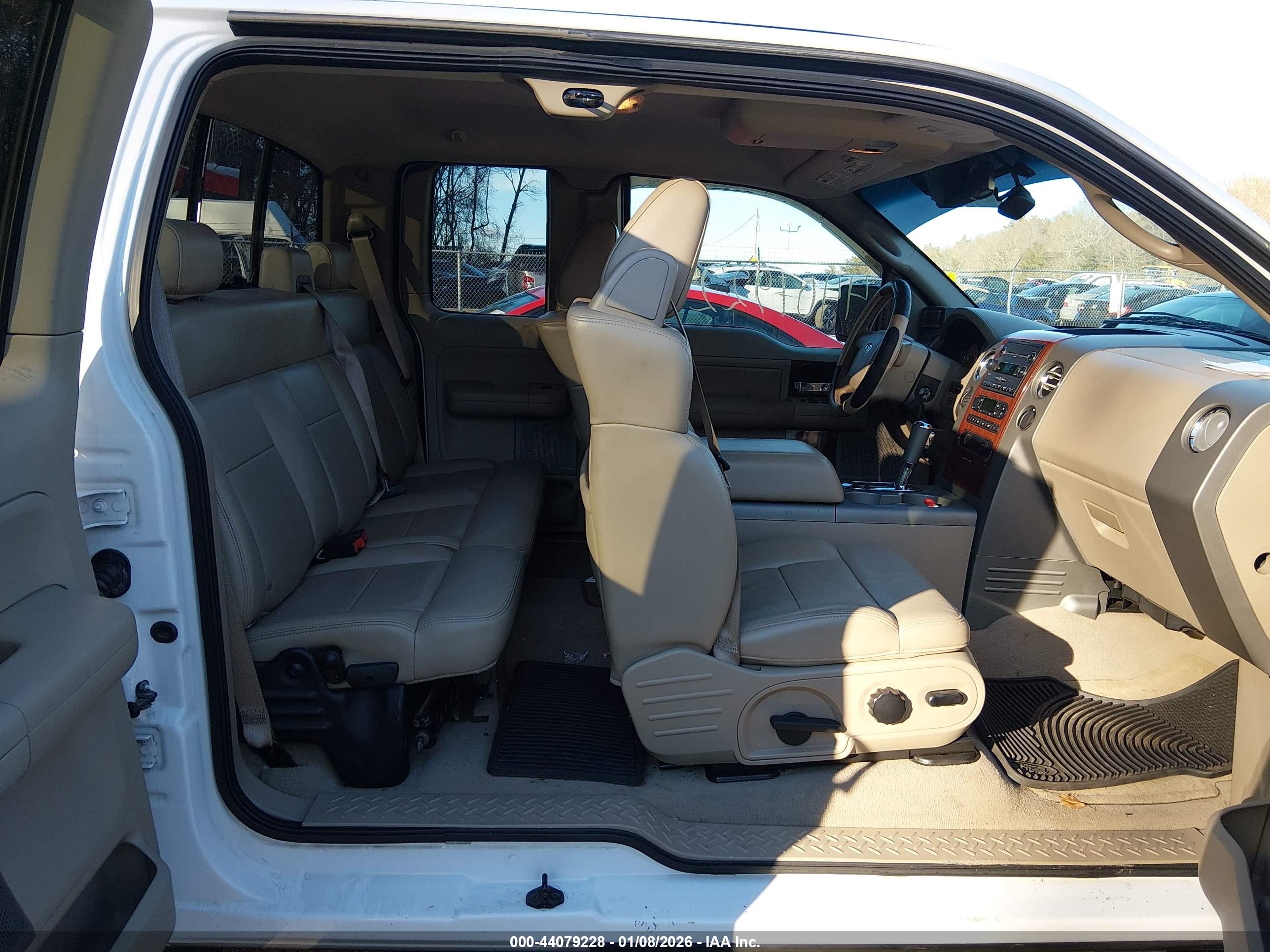FORD F-150 image 8