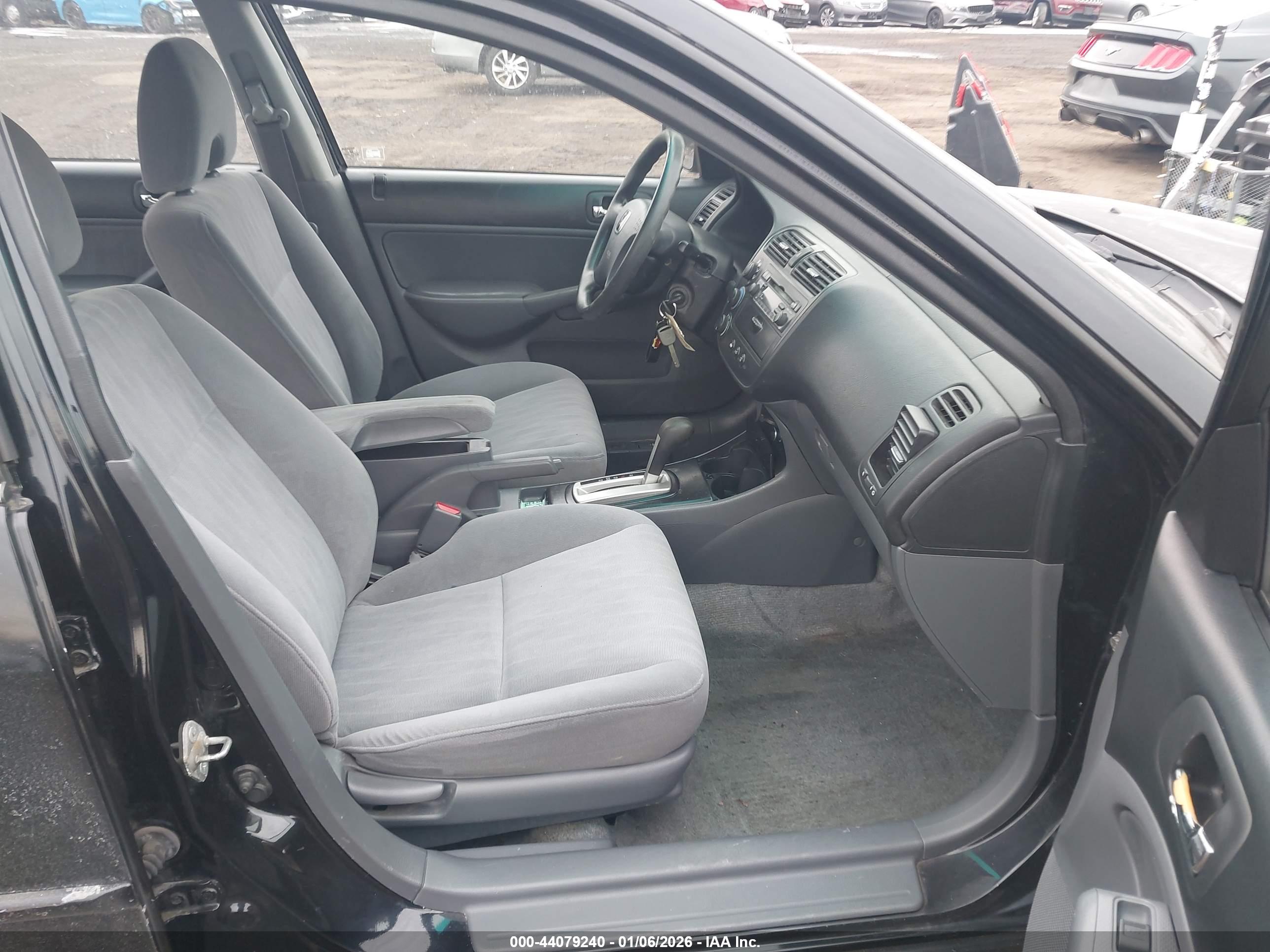 HONDA CIVIC image 5