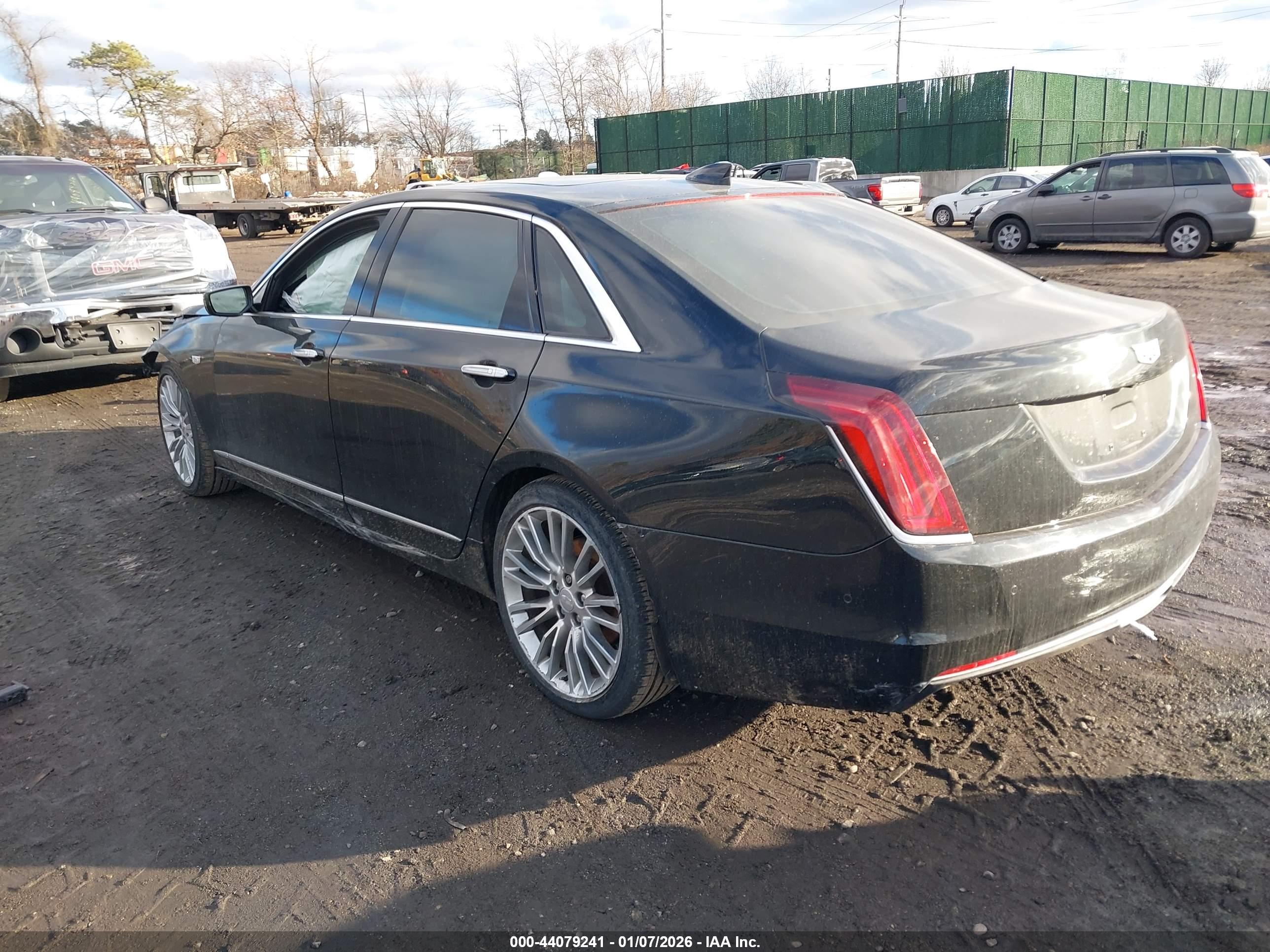 CADILLAC CT6 image 3