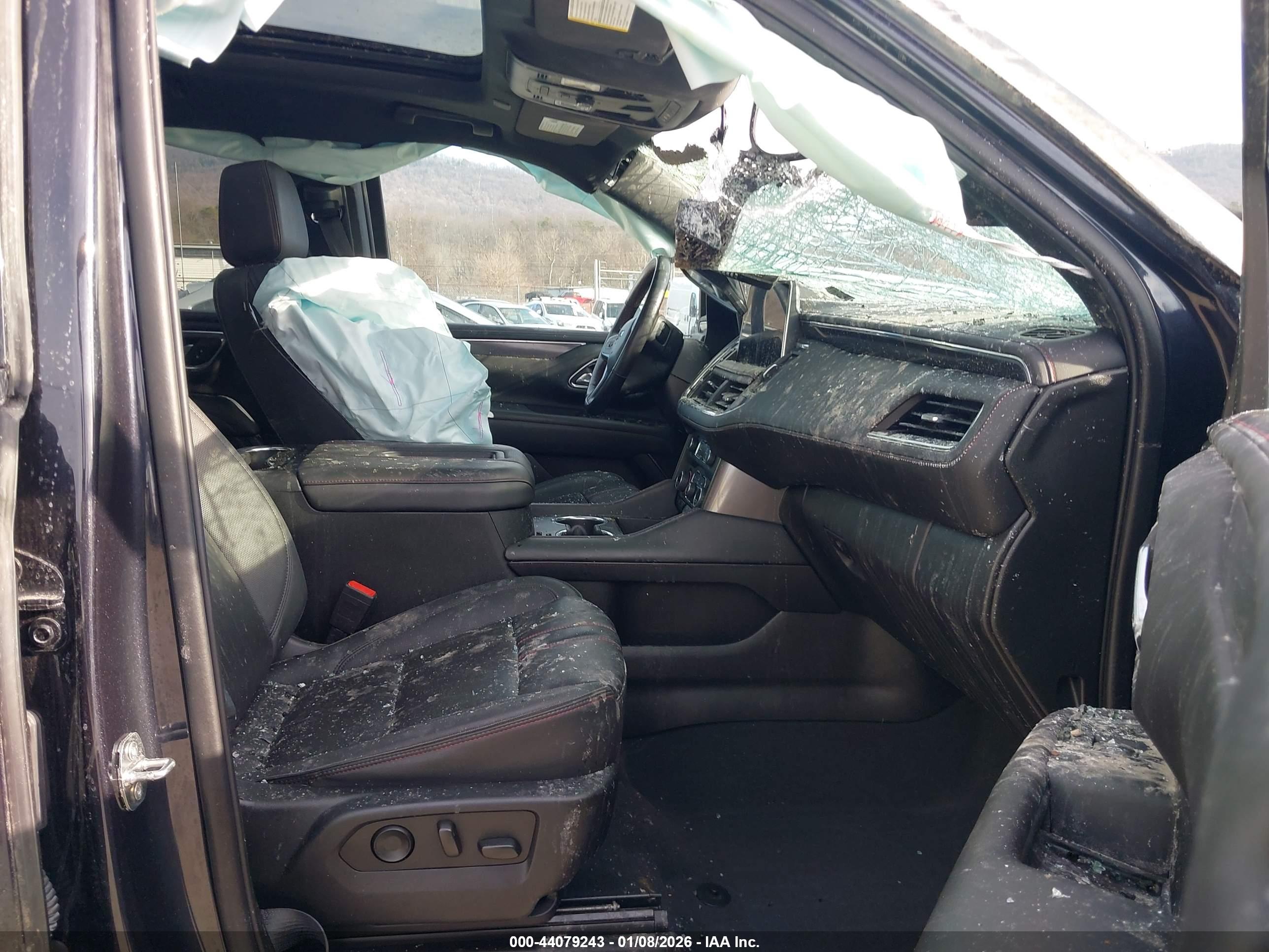 CHEVROLET TAHOE image 5