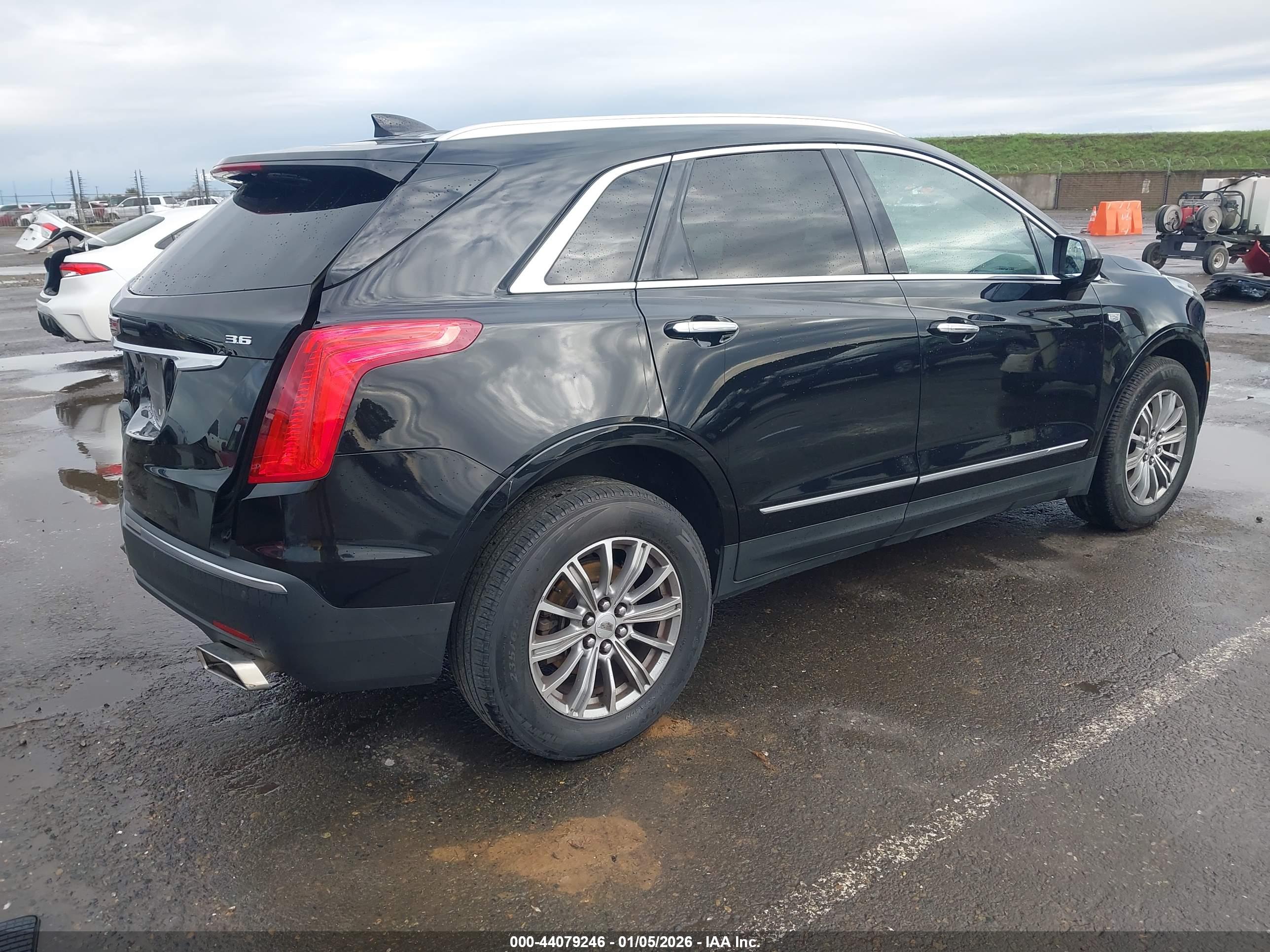 CADILLAC XT5 image 4