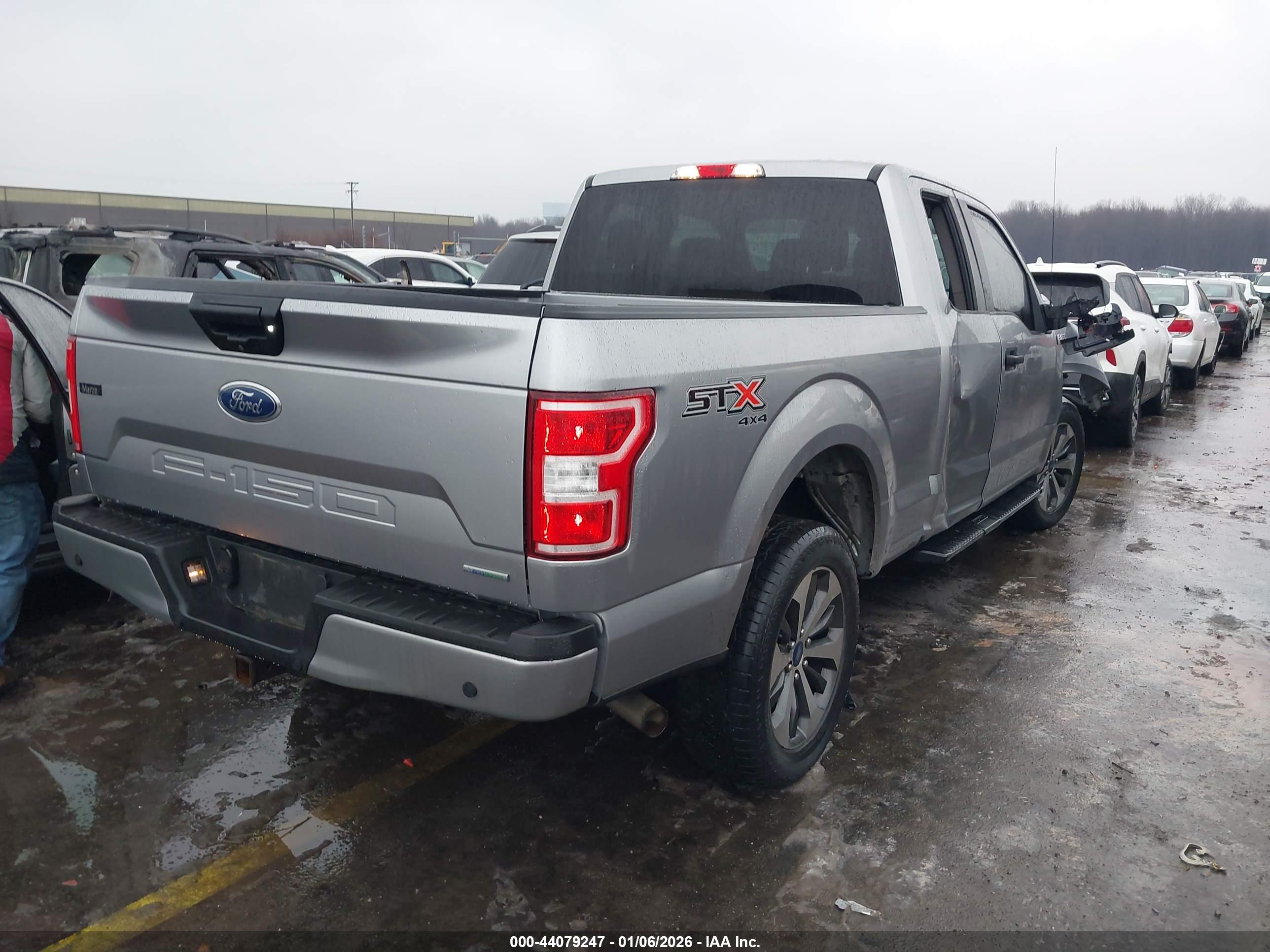 FORD F-150 image 4