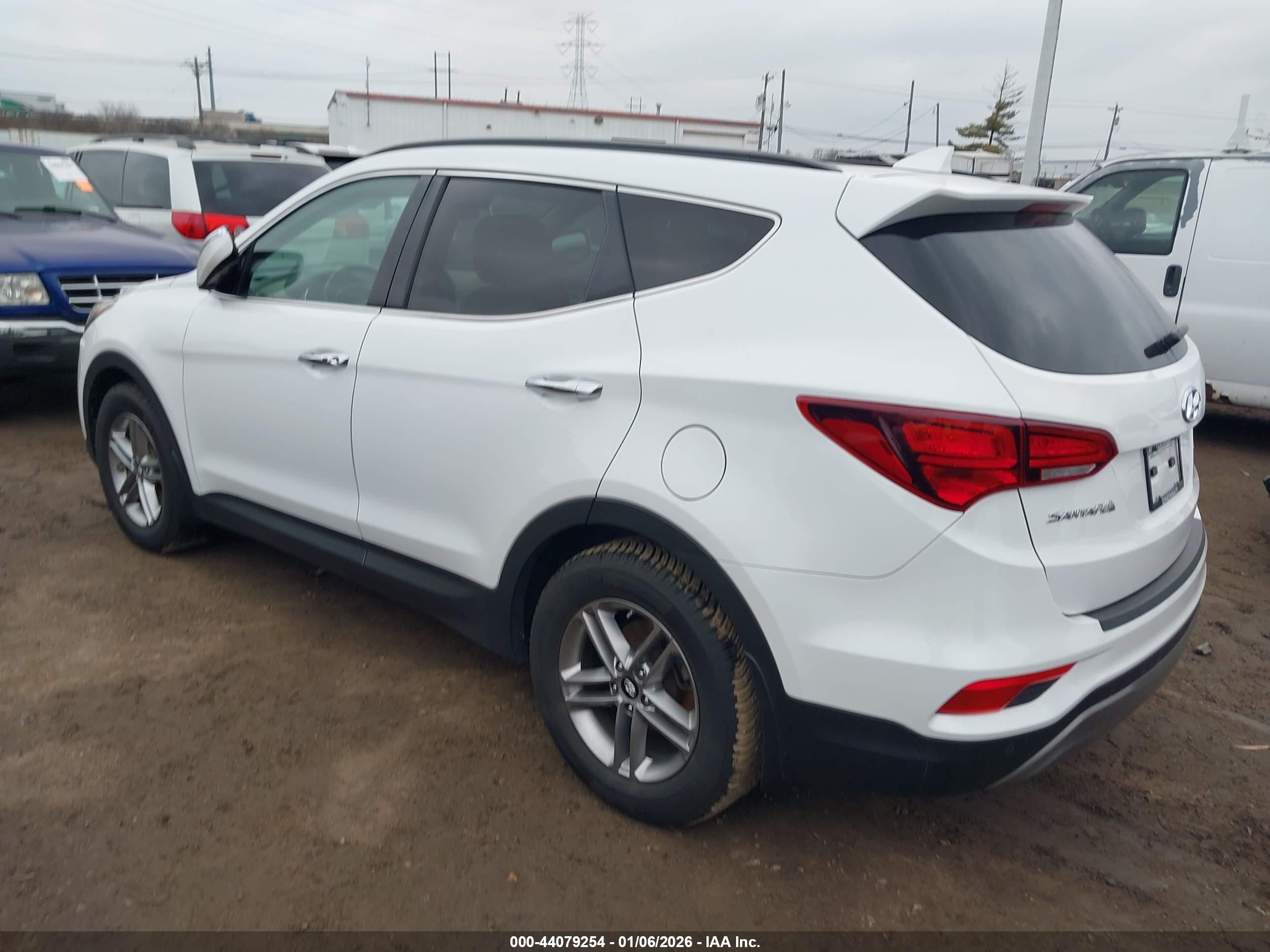 HYUNDAI SANTA image 3