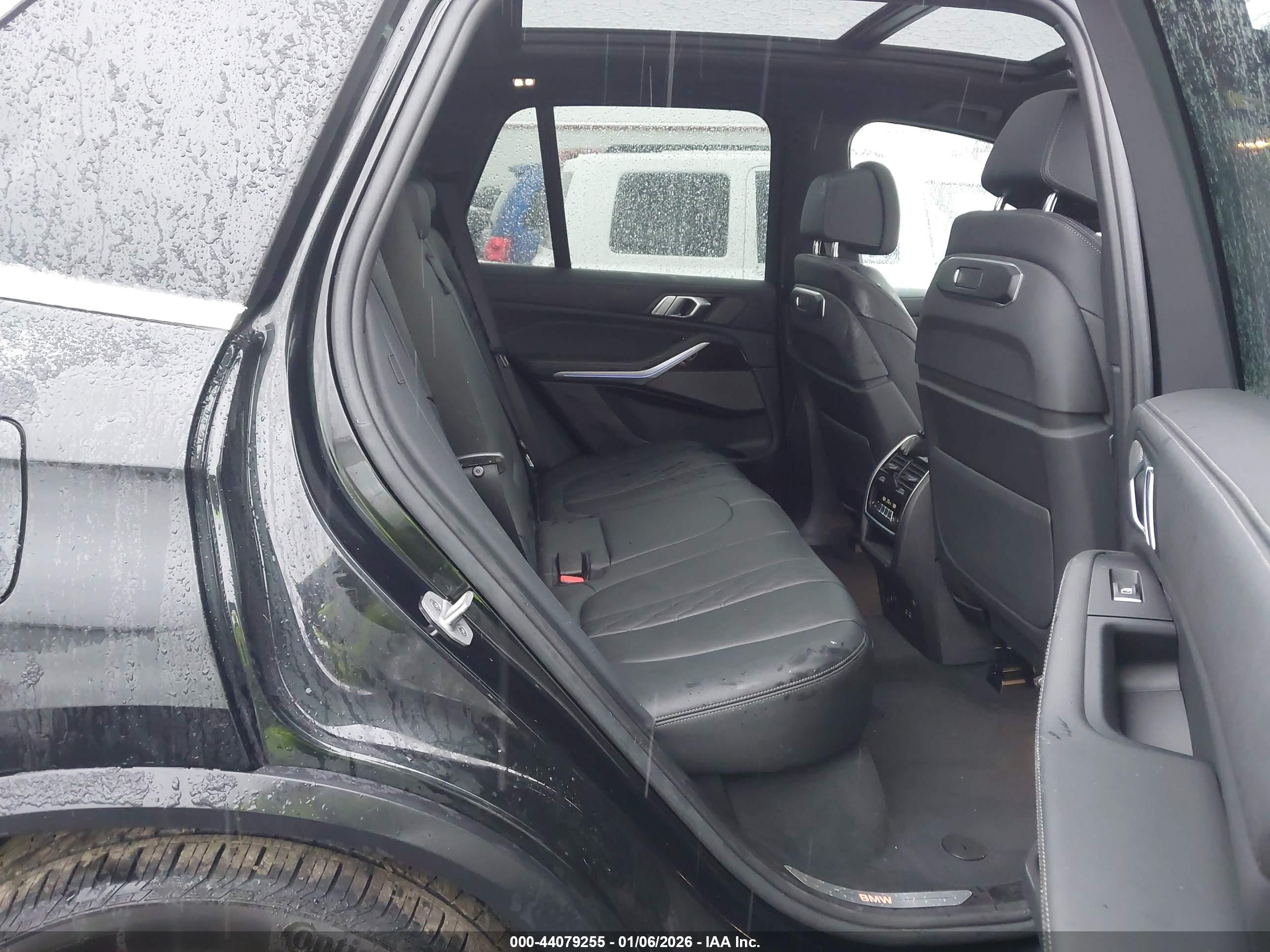 BMW X5 image 8