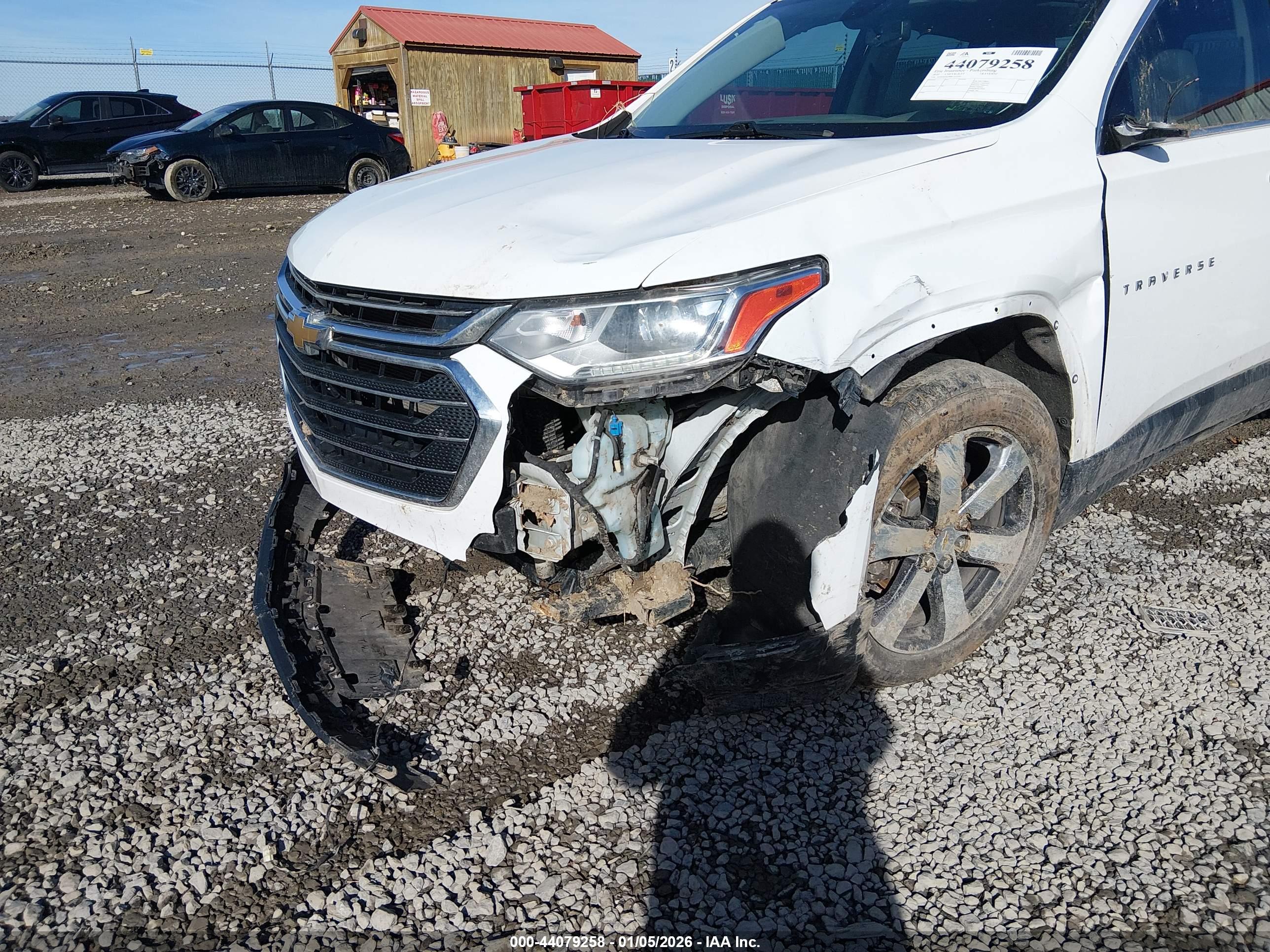 CHEVROLET TRAVERSE image 6