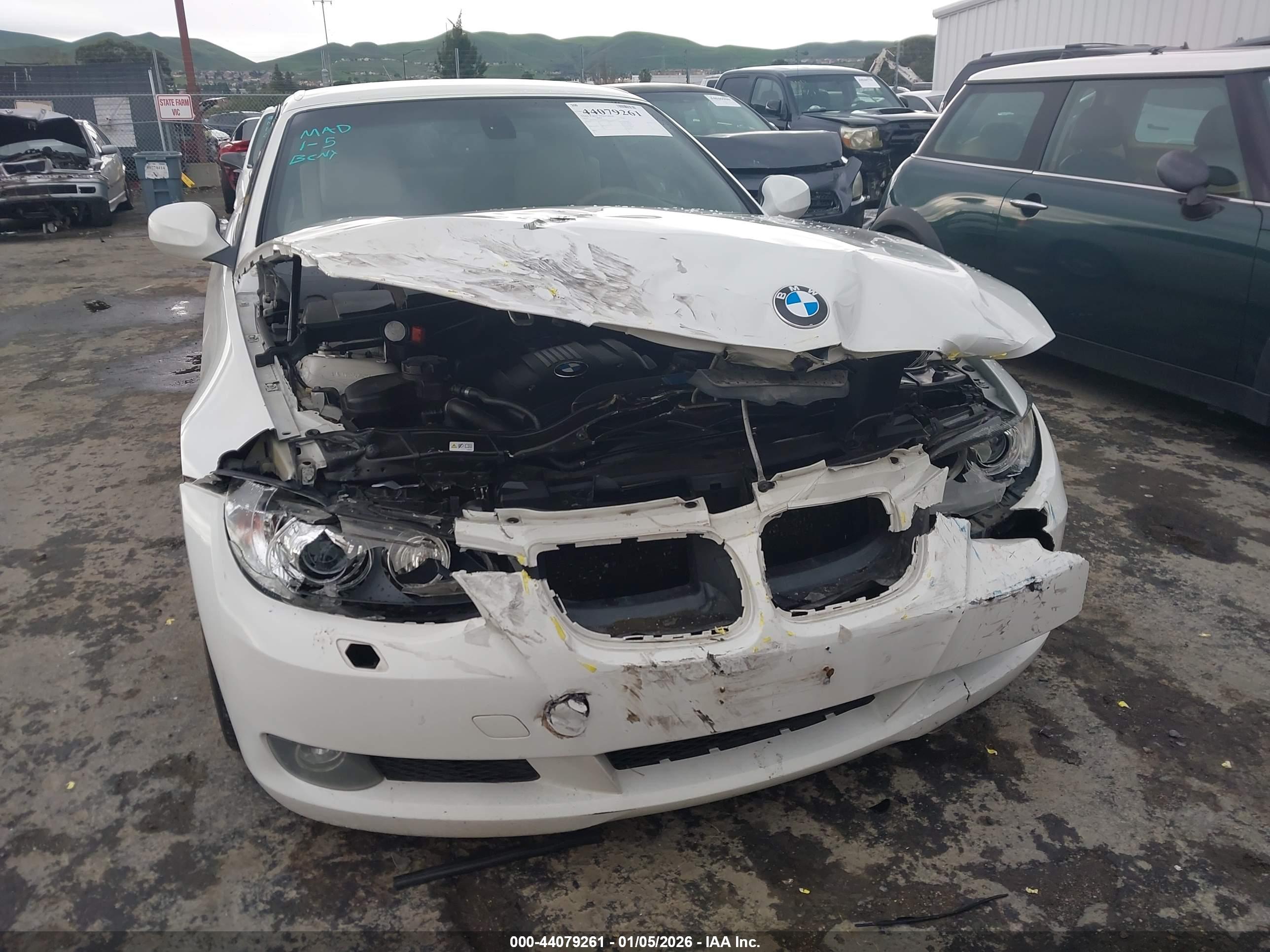 BMW 328I image 6