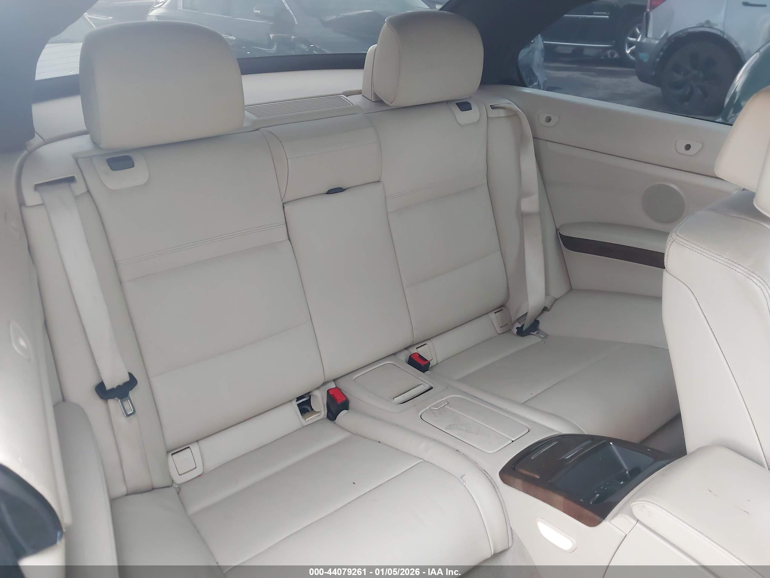 BMW 328I image 8