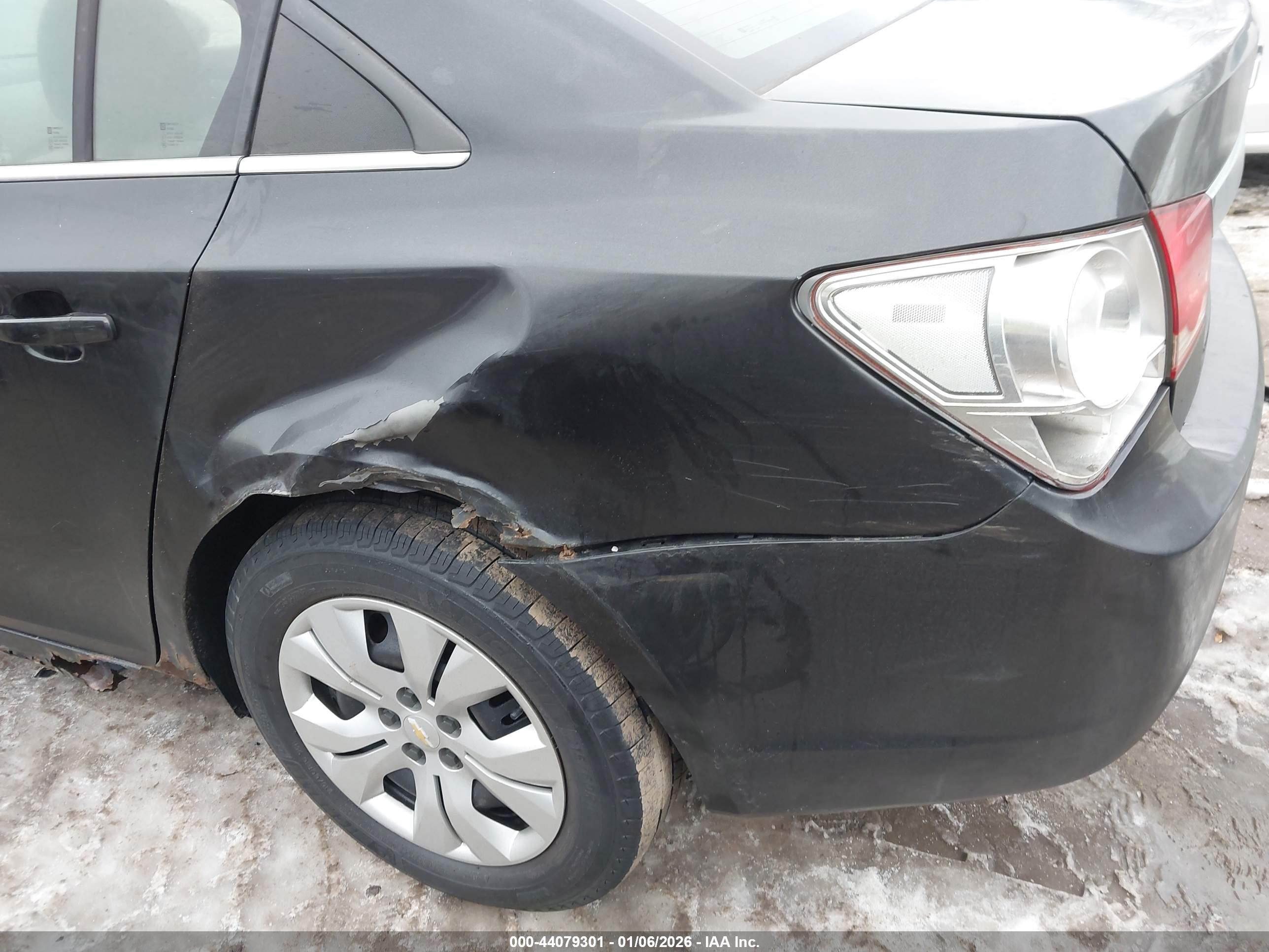 CHEVROLET CRUZE image 6