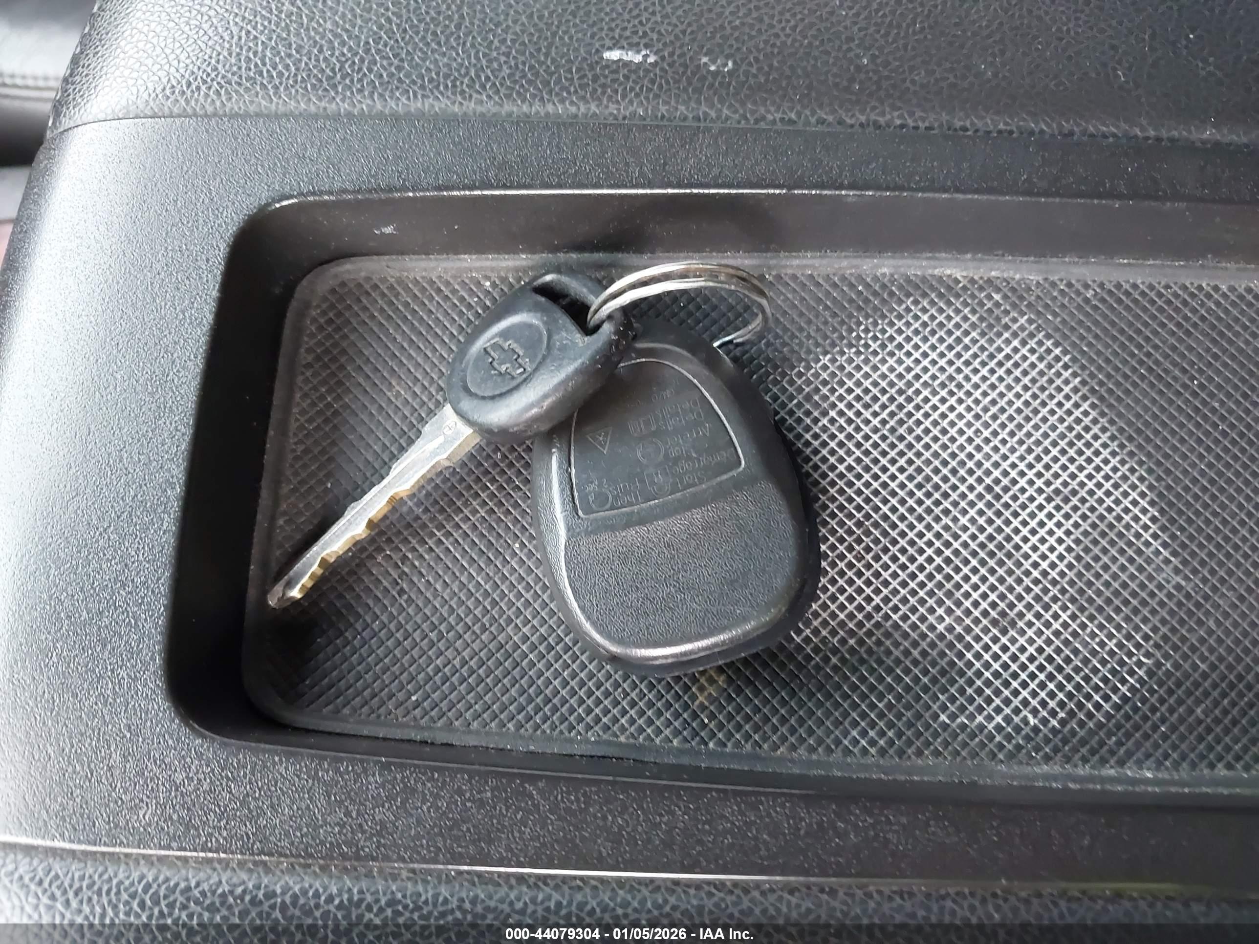 CHEVROLET TAHOE image 11