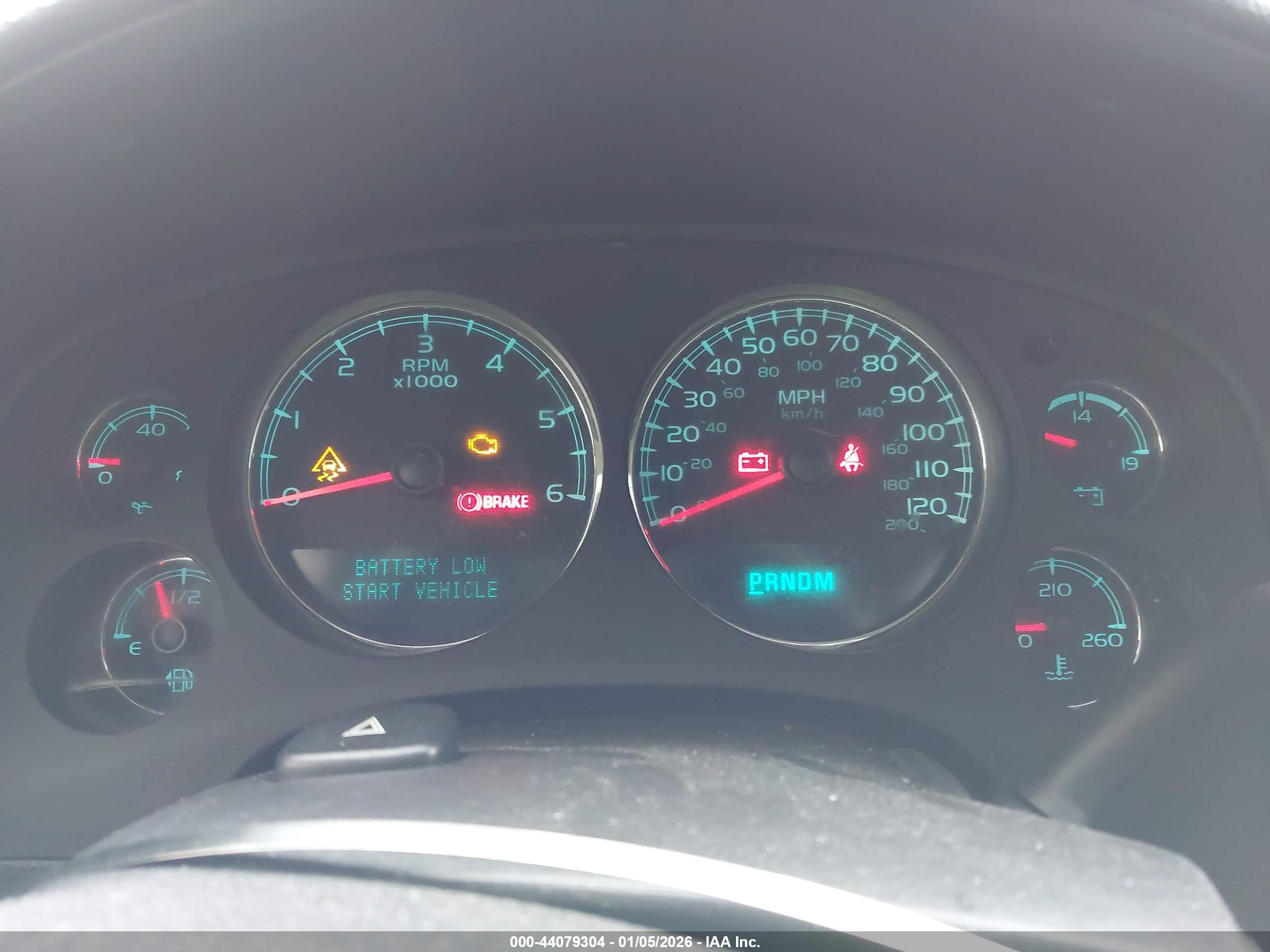 CHEVROLET TAHOE image 7