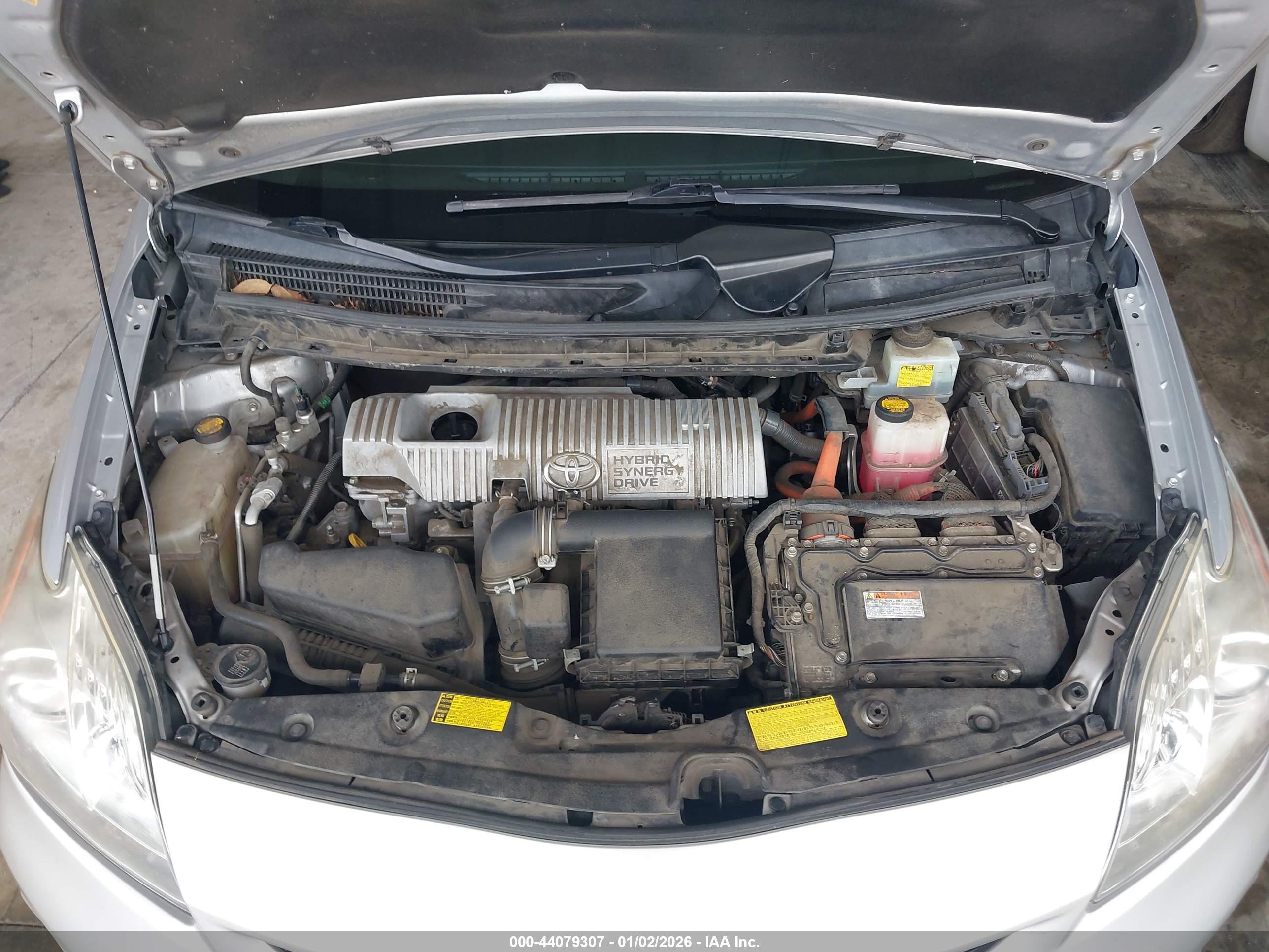 TOYOTA PRIUS image 10