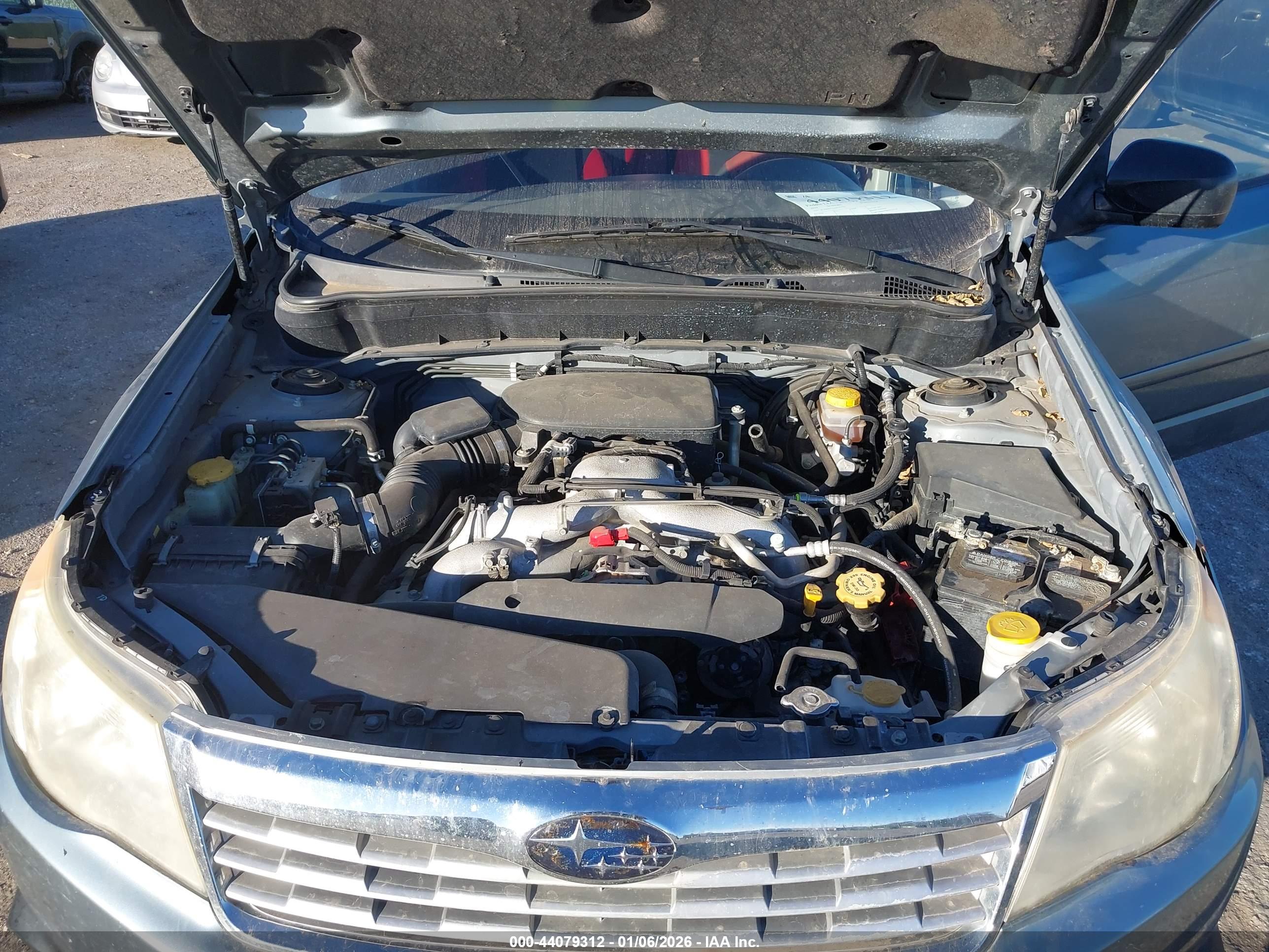 SUBARU FORESTER image 10