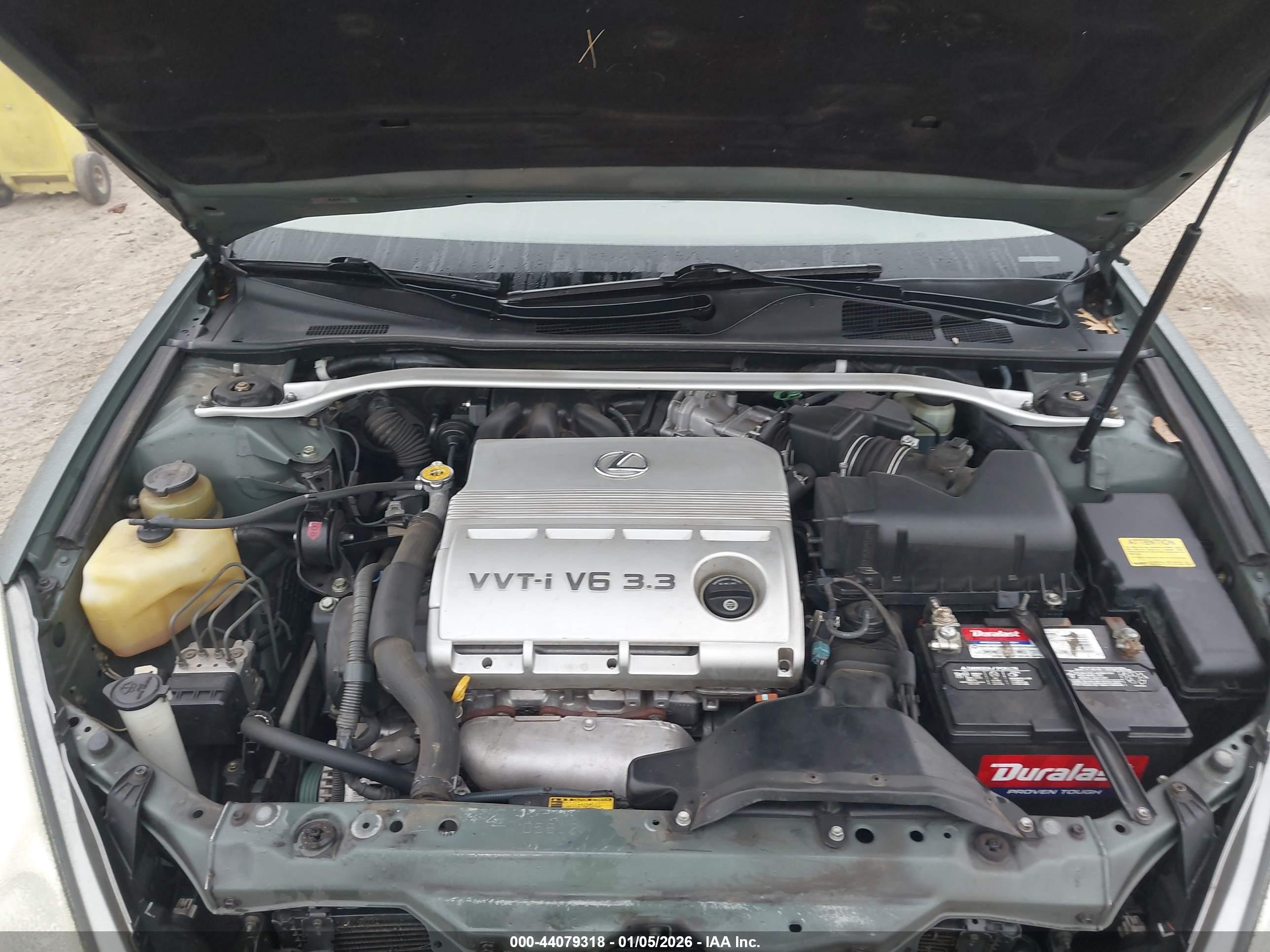 LEXUS ES image 10