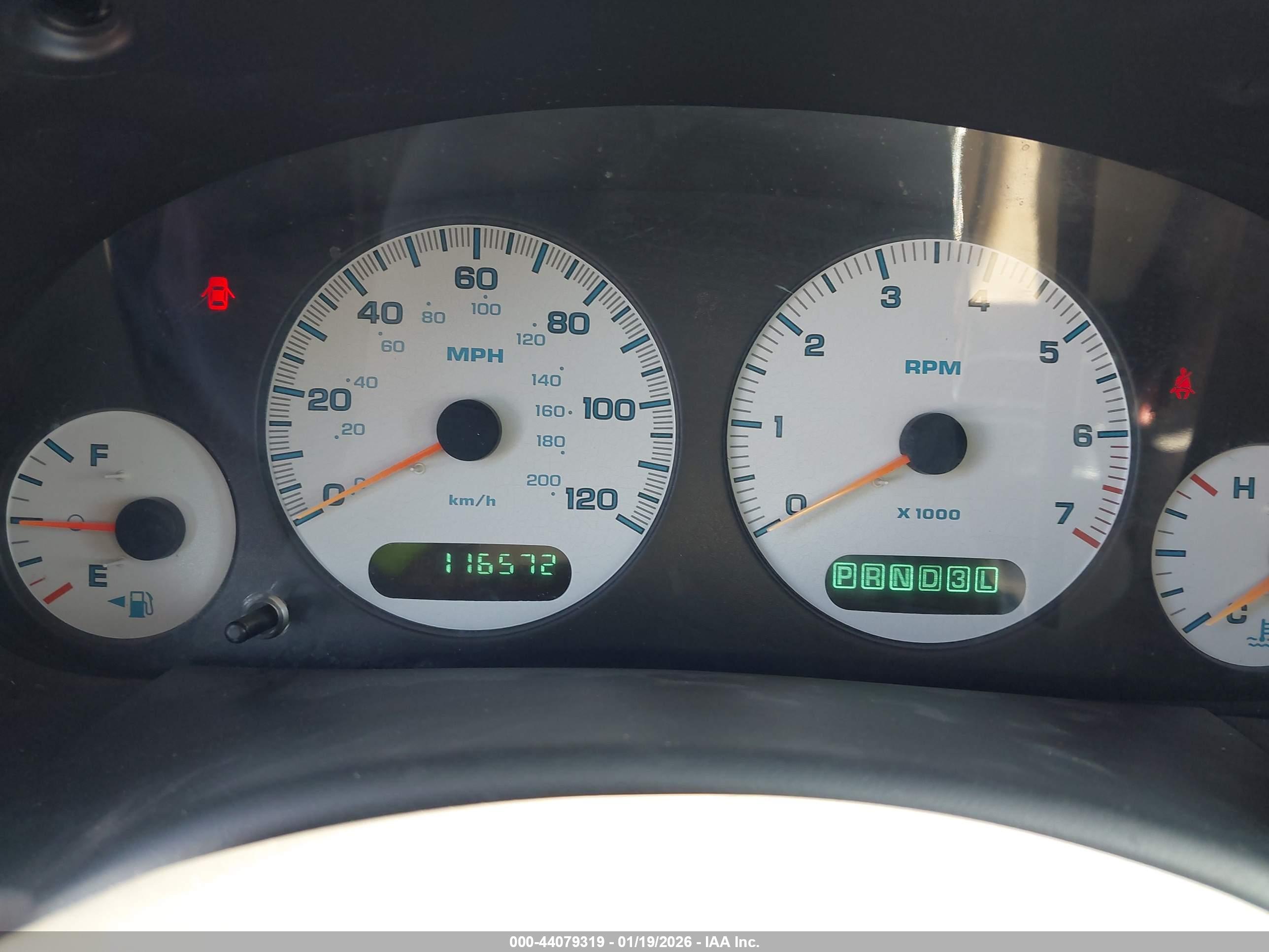 DODGE CARAVAN image 7