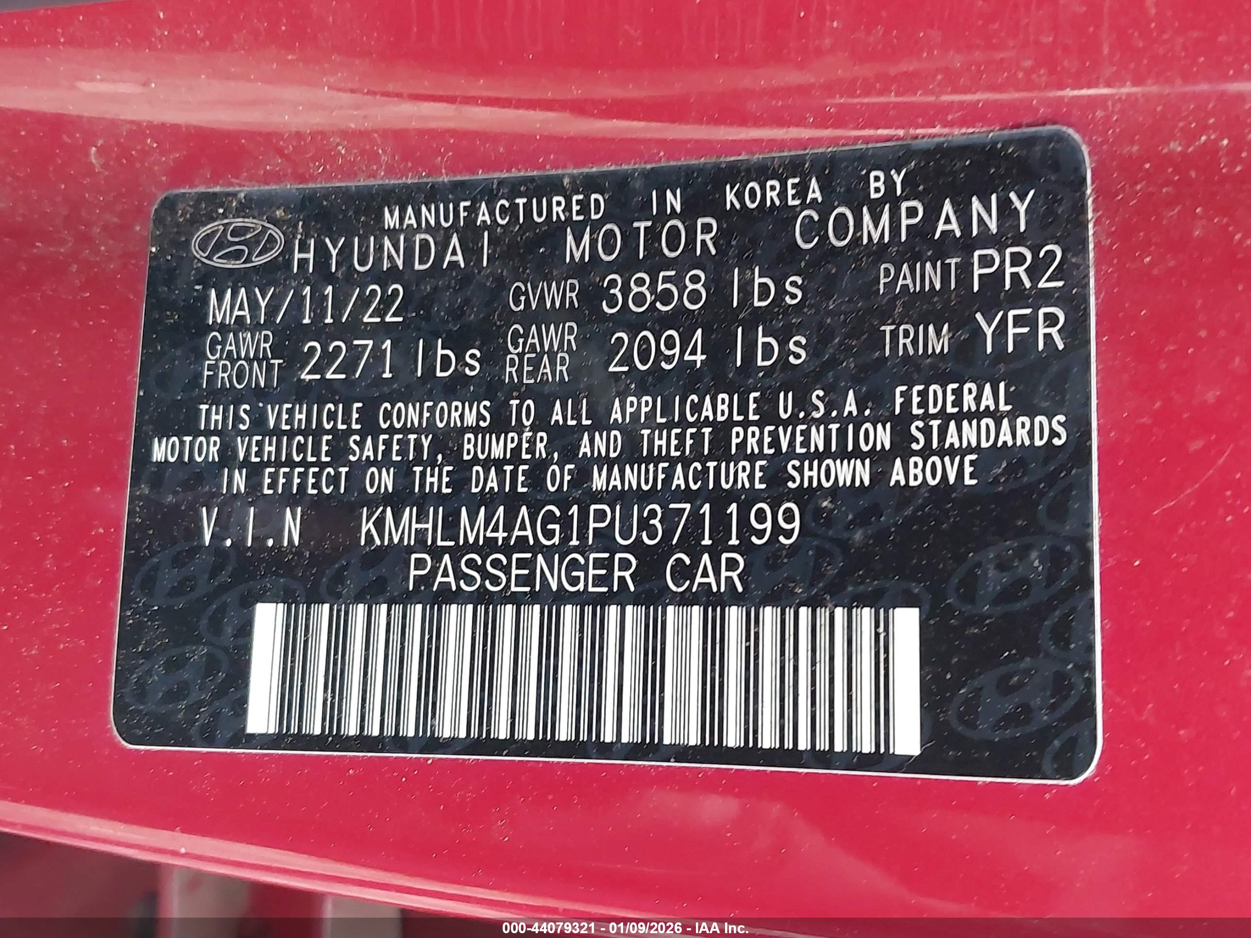 HYUNDAI ELANTRA image 9