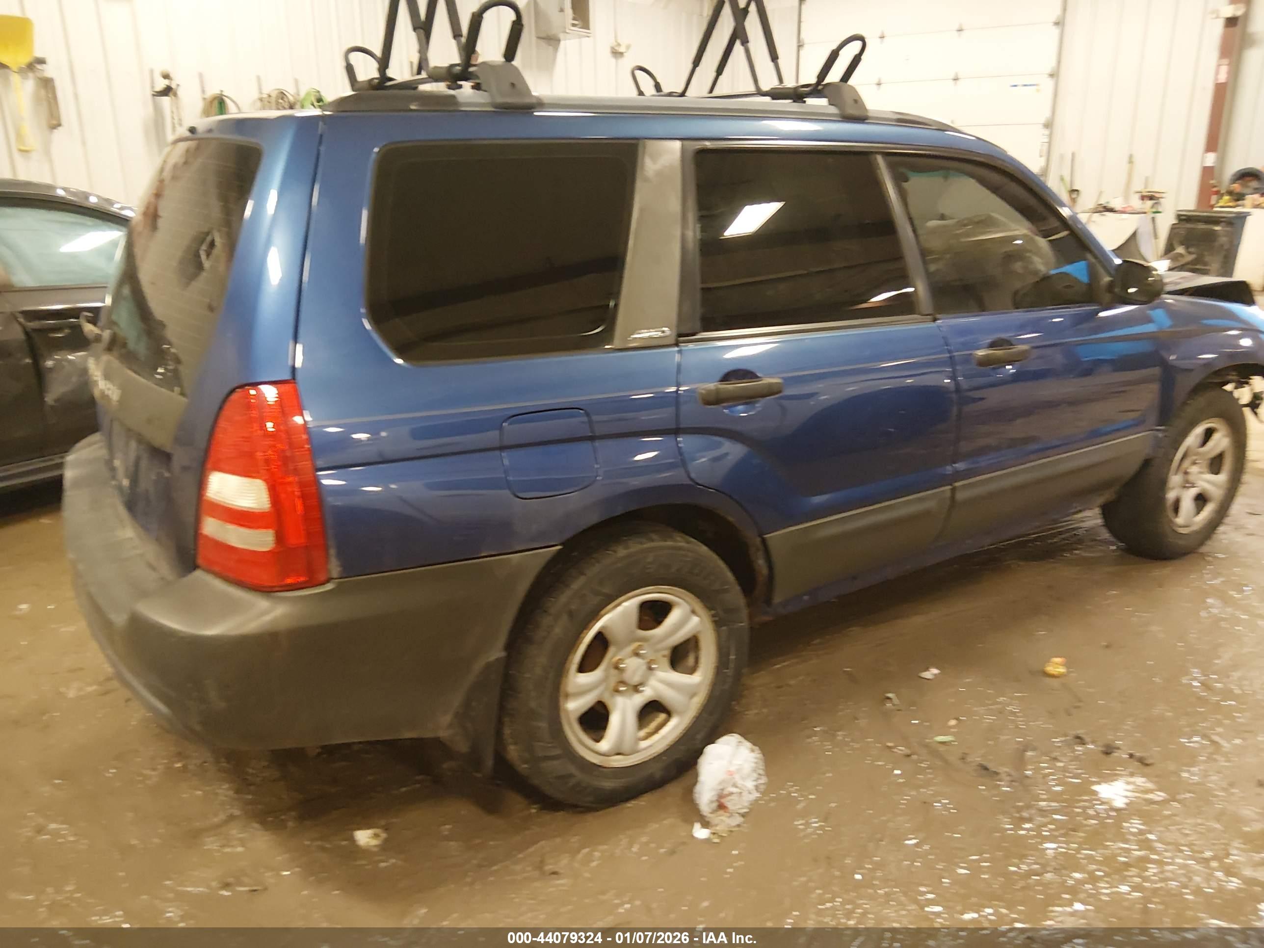 SUBARU FORESTER image 4