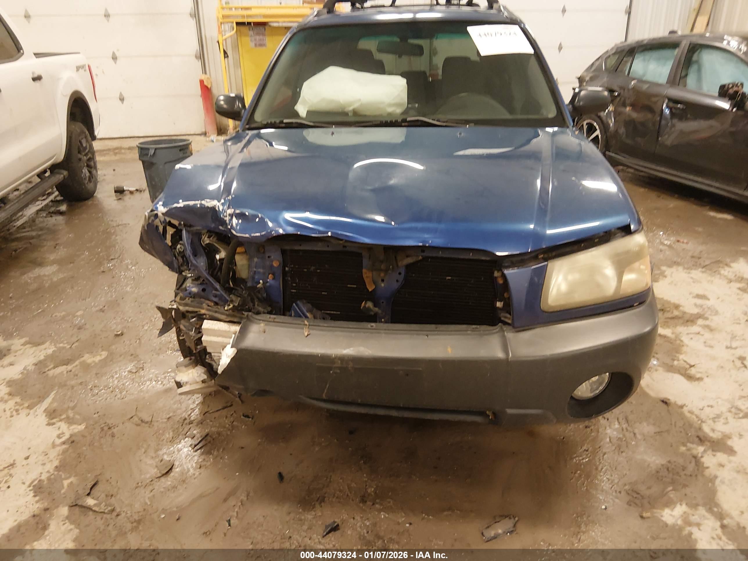 SUBARU FORESTER image 6