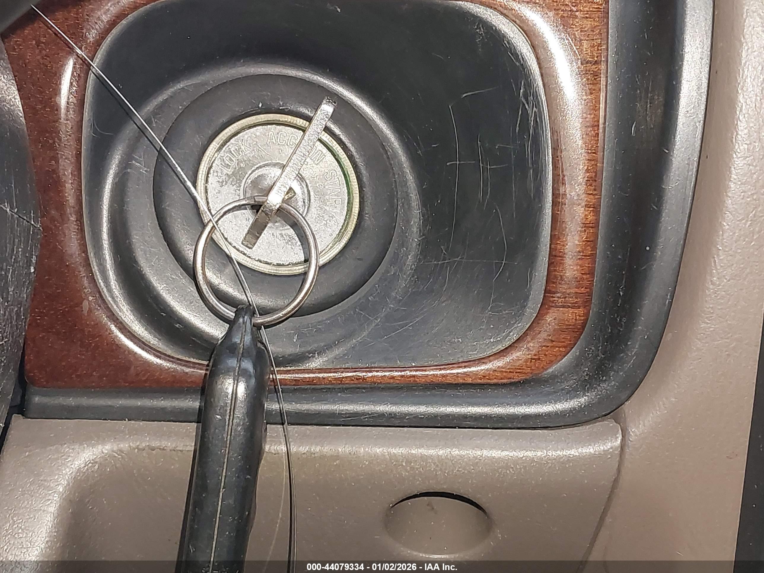 TOYOTA 4RUNNER image 11