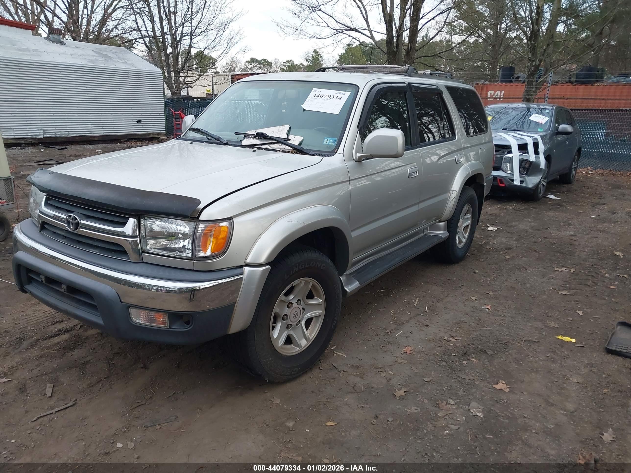TOYOTA 4RUNNER image 2