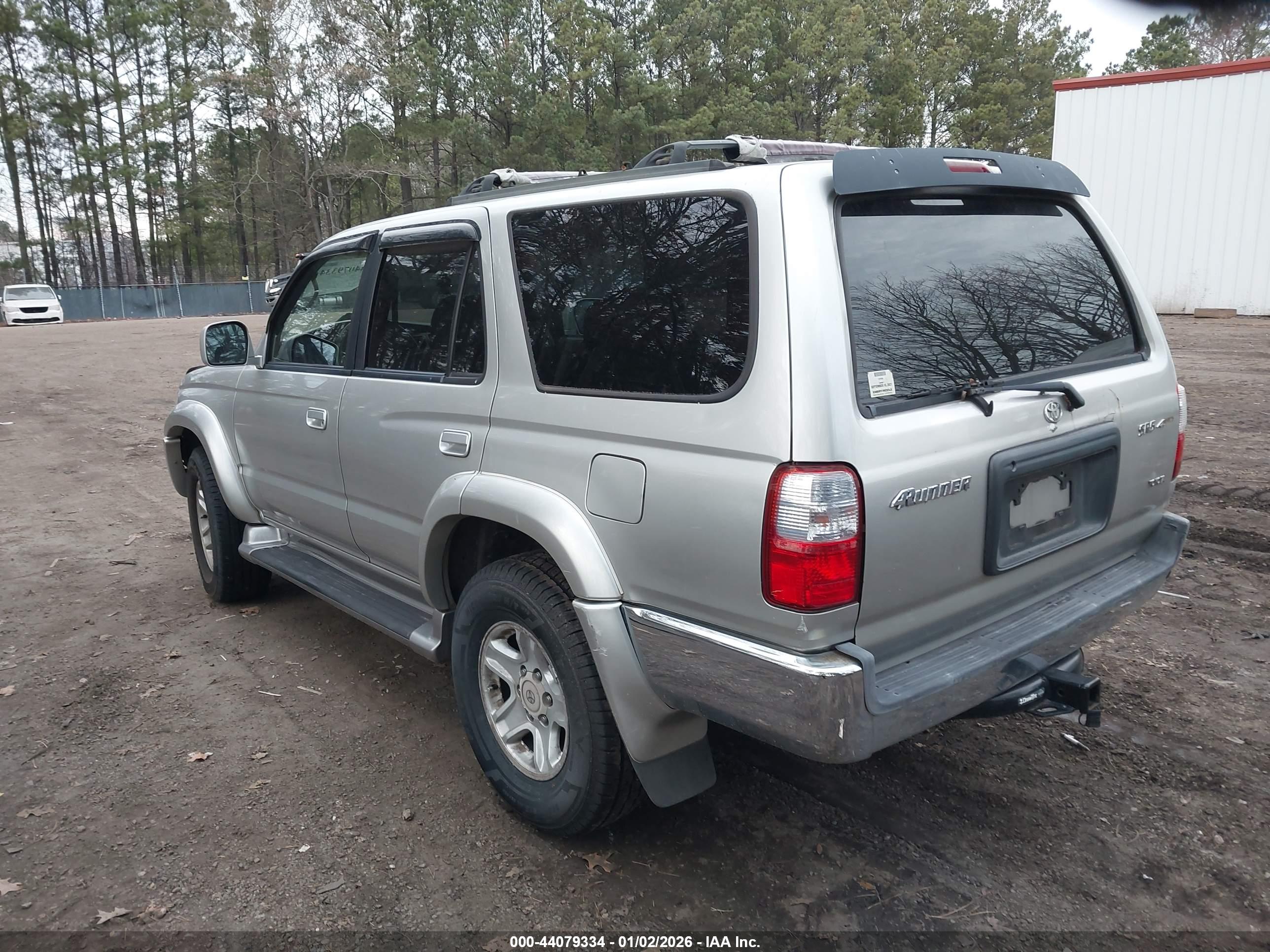 TOYOTA 4RUNNER image 3