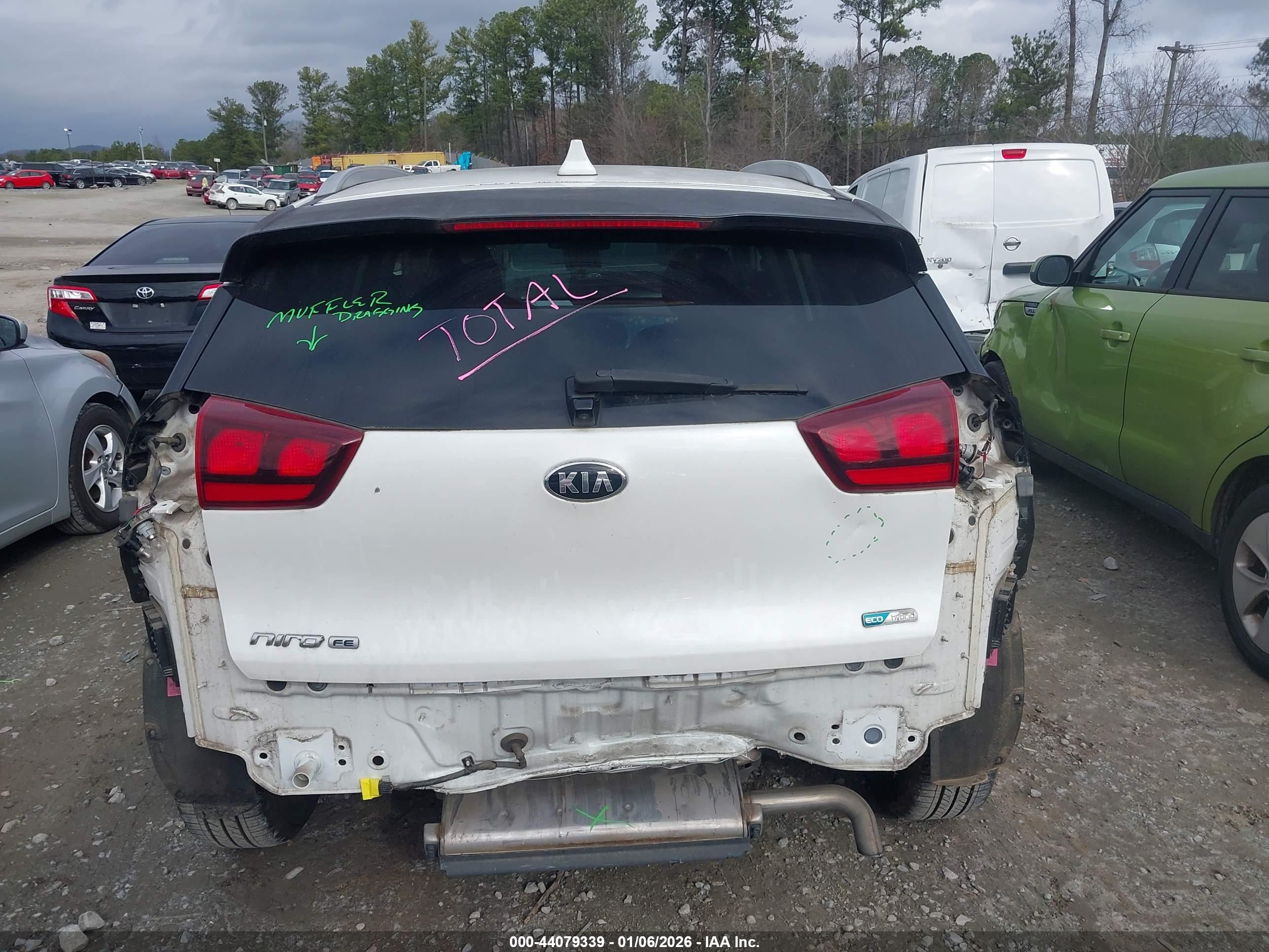 KIA NIRO image 6