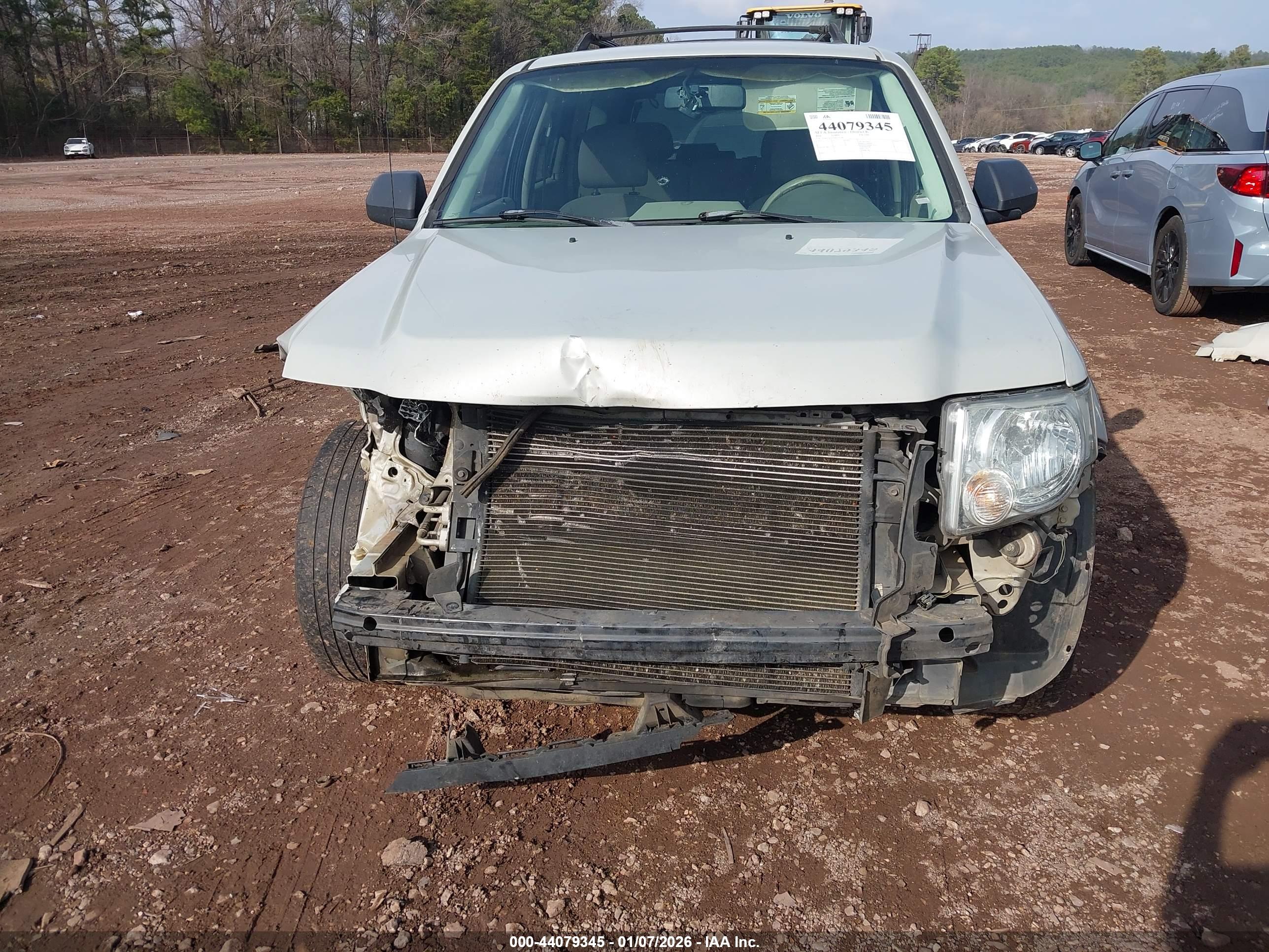 FORD ESCAPE image 6