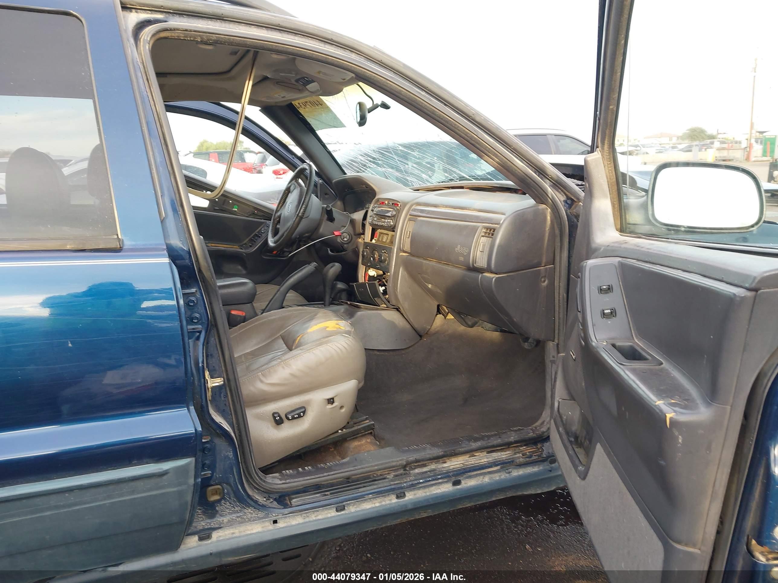 JEEP GRAND image 5