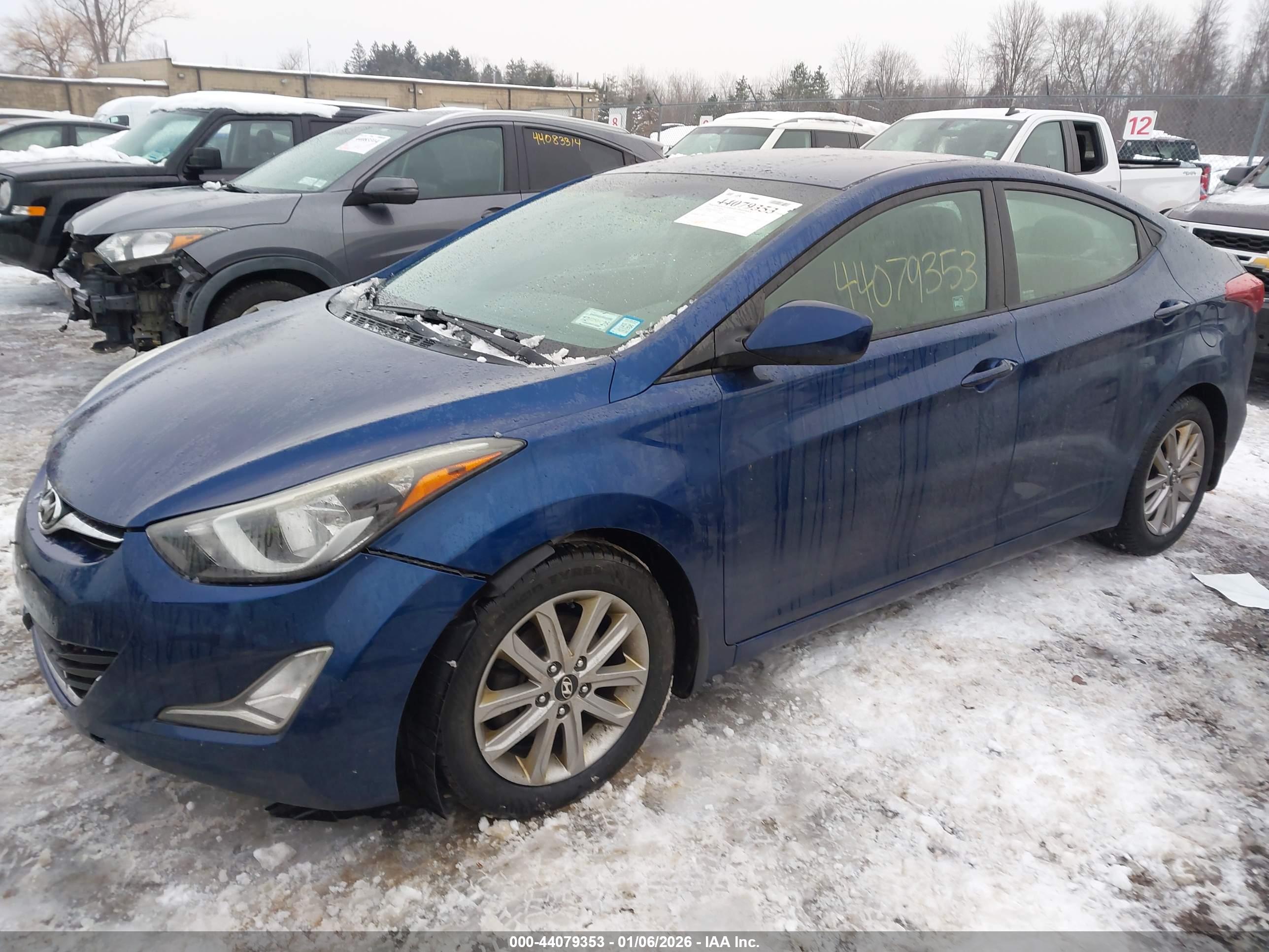 HYUNDAI ELANTRA image 2