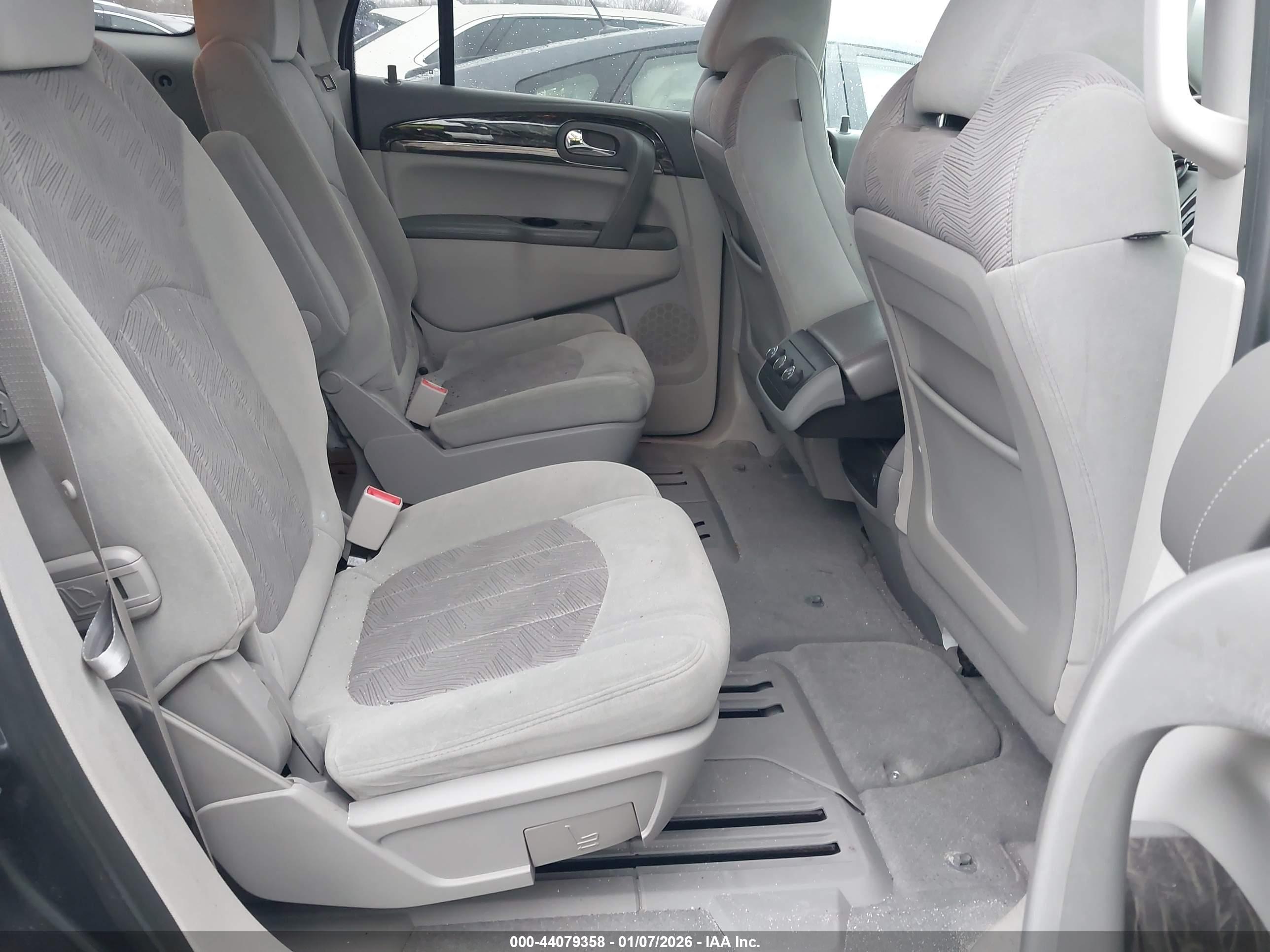 BUICK ENCLAVE image 8