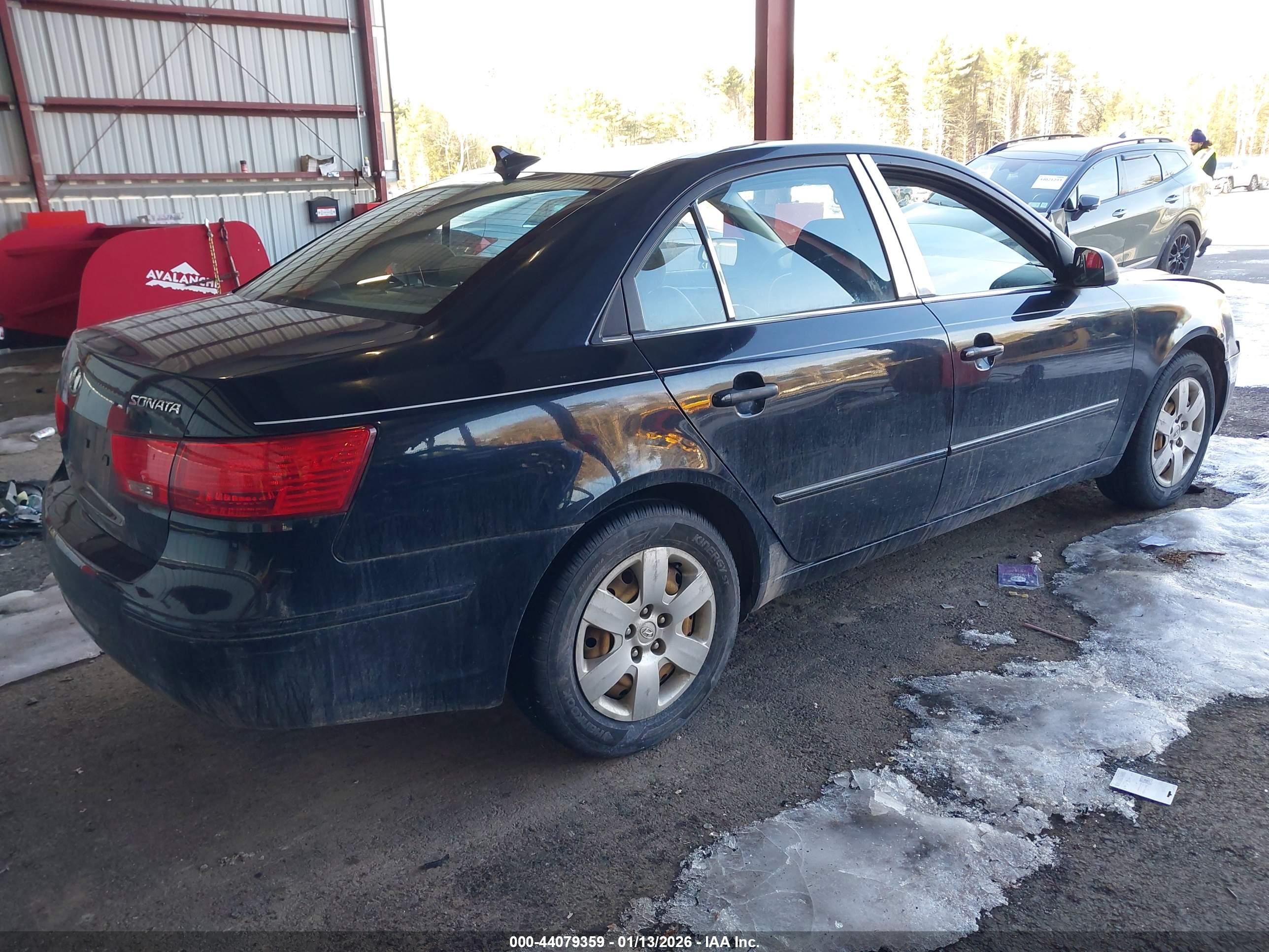 HYUNDAI SONATA image 4