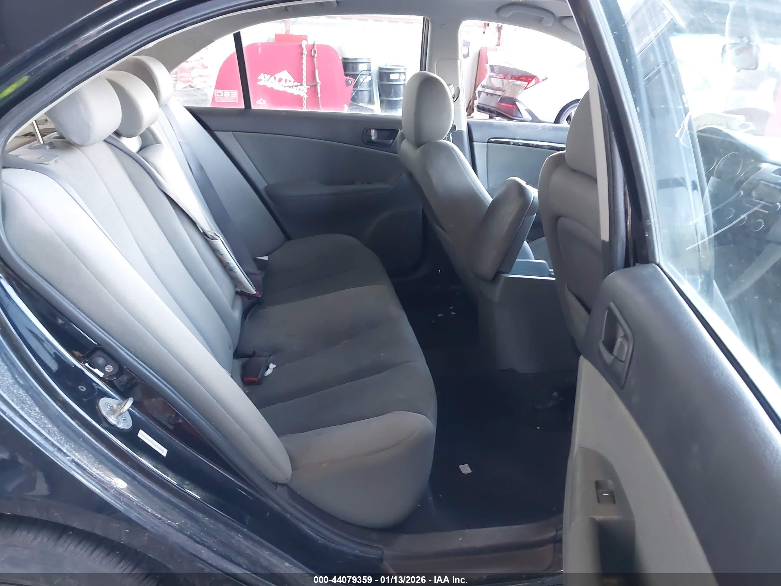 HYUNDAI SONATA image 8