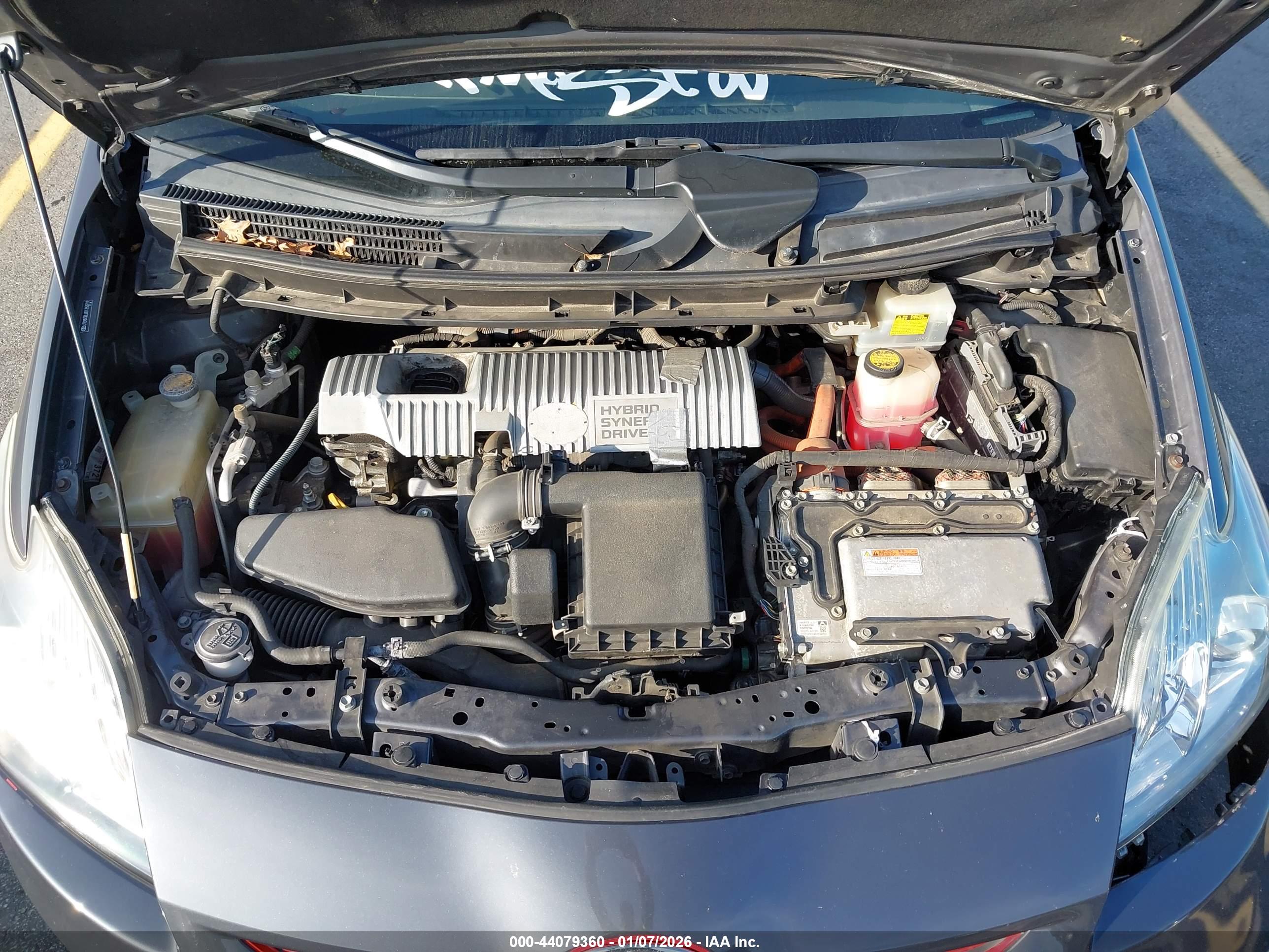 TOYOTA PRIUS image 10
