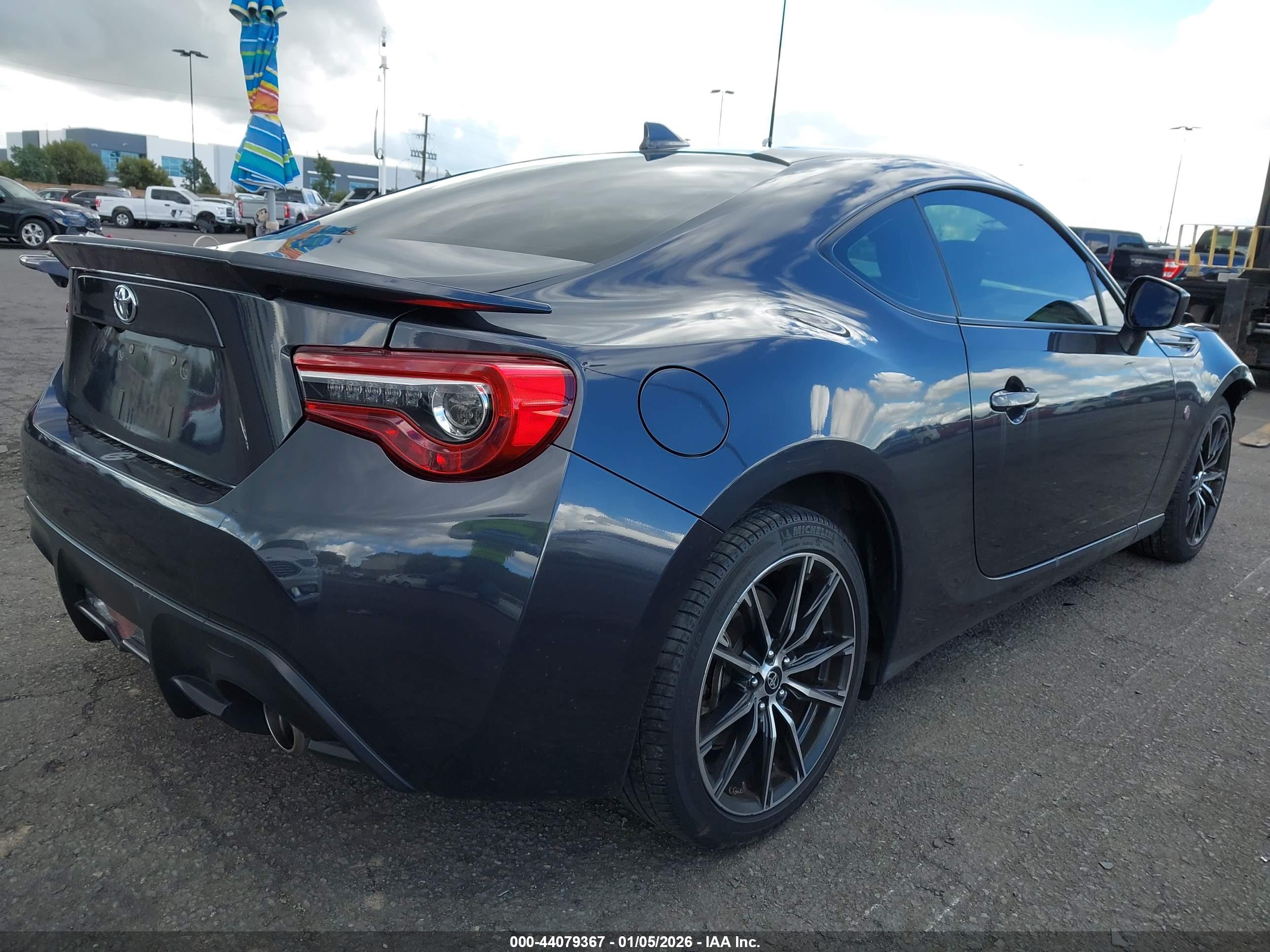 TOYOTA 86 image 4