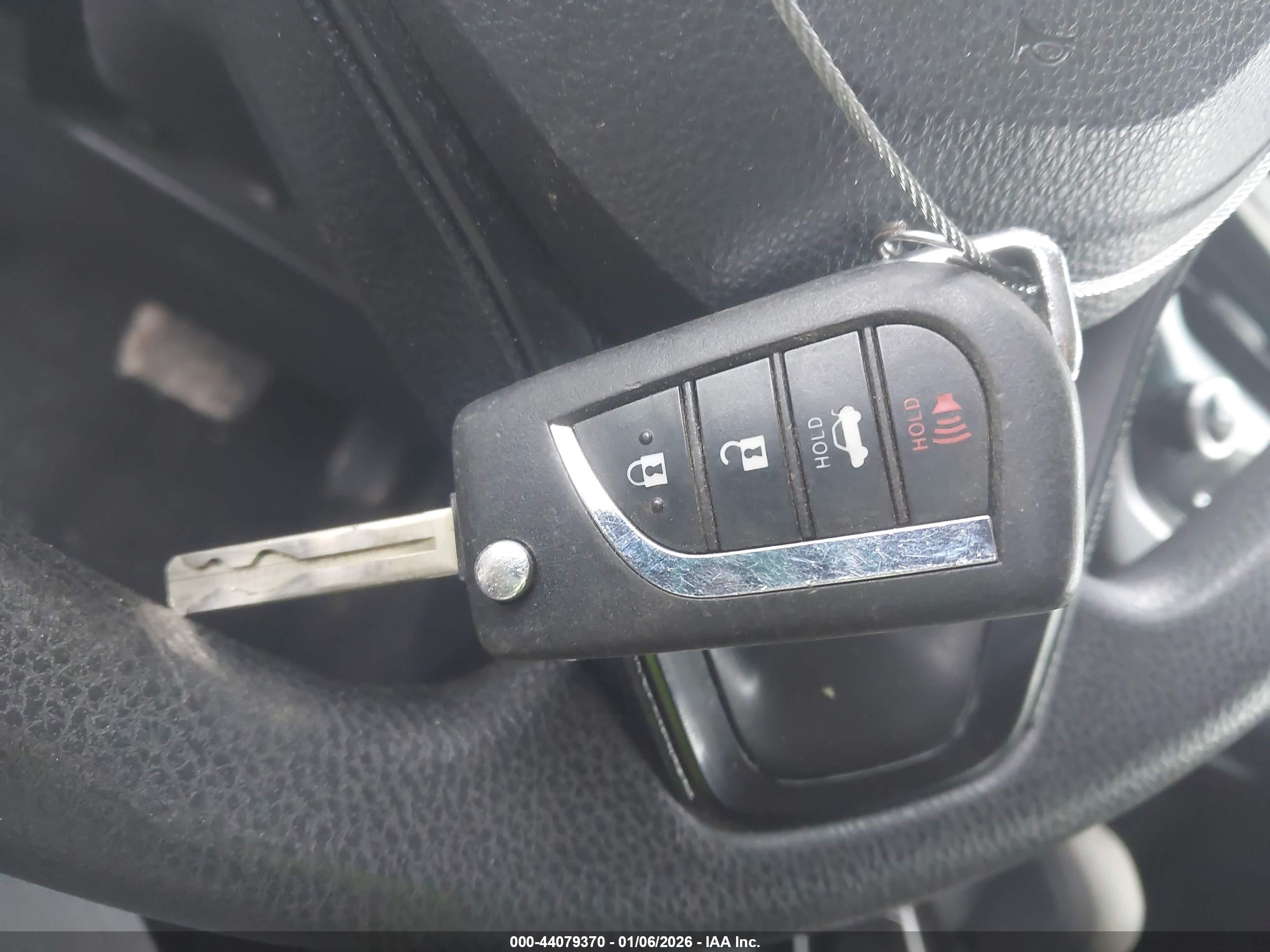 TOYOTA COROLLA image 11