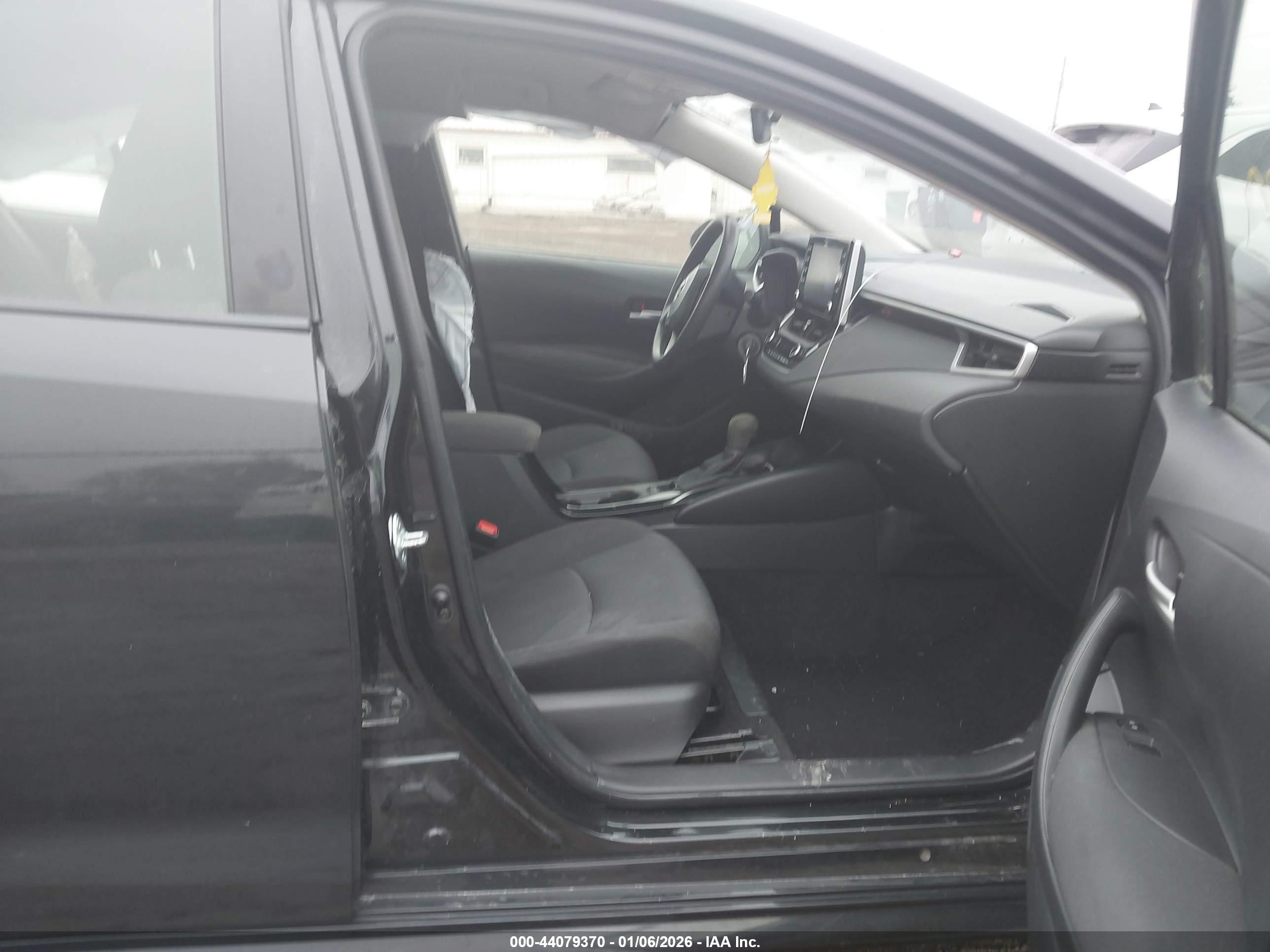 TOYOTA COROLLA image 5