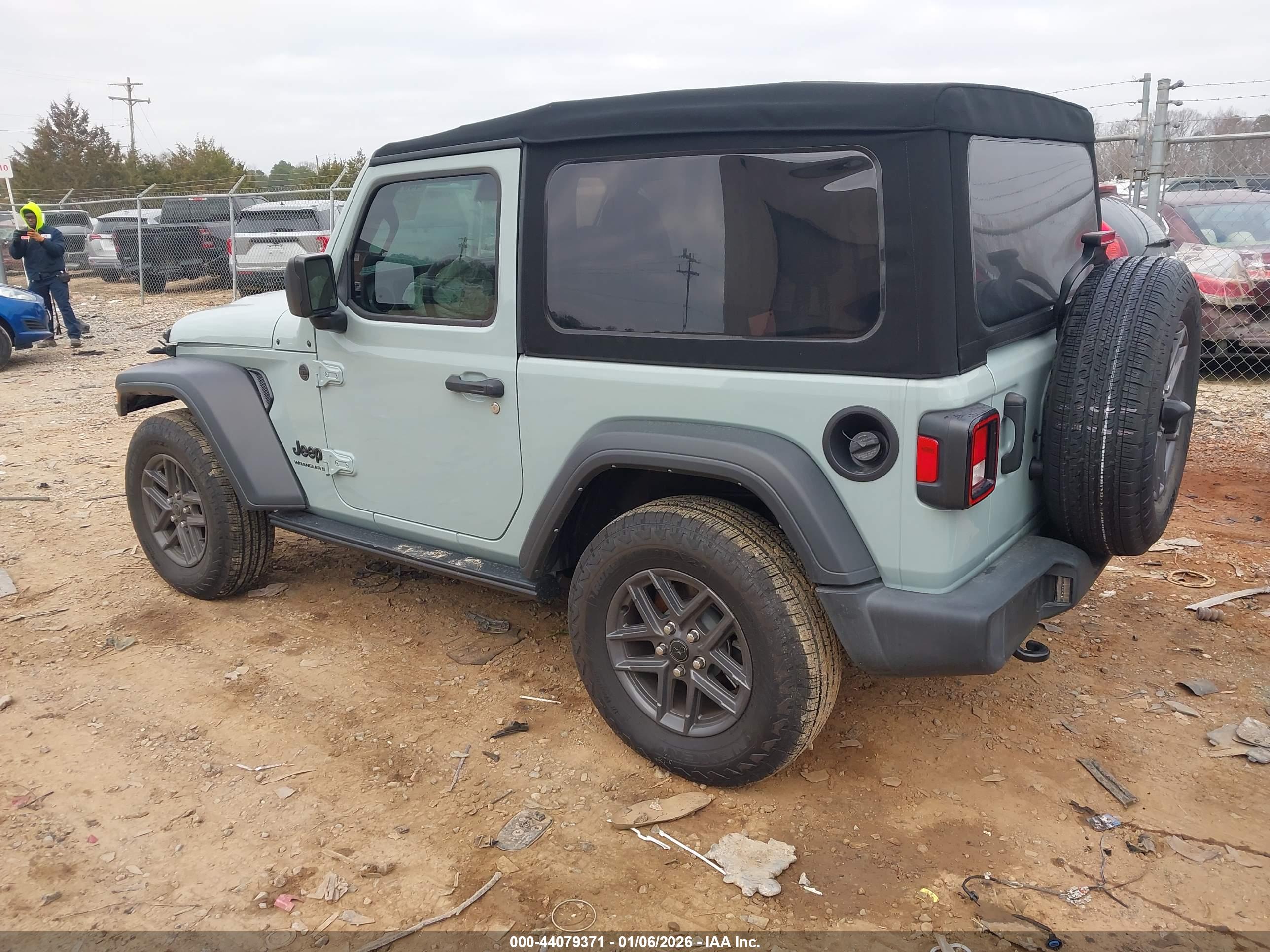 JEEP WRANGLER image 3