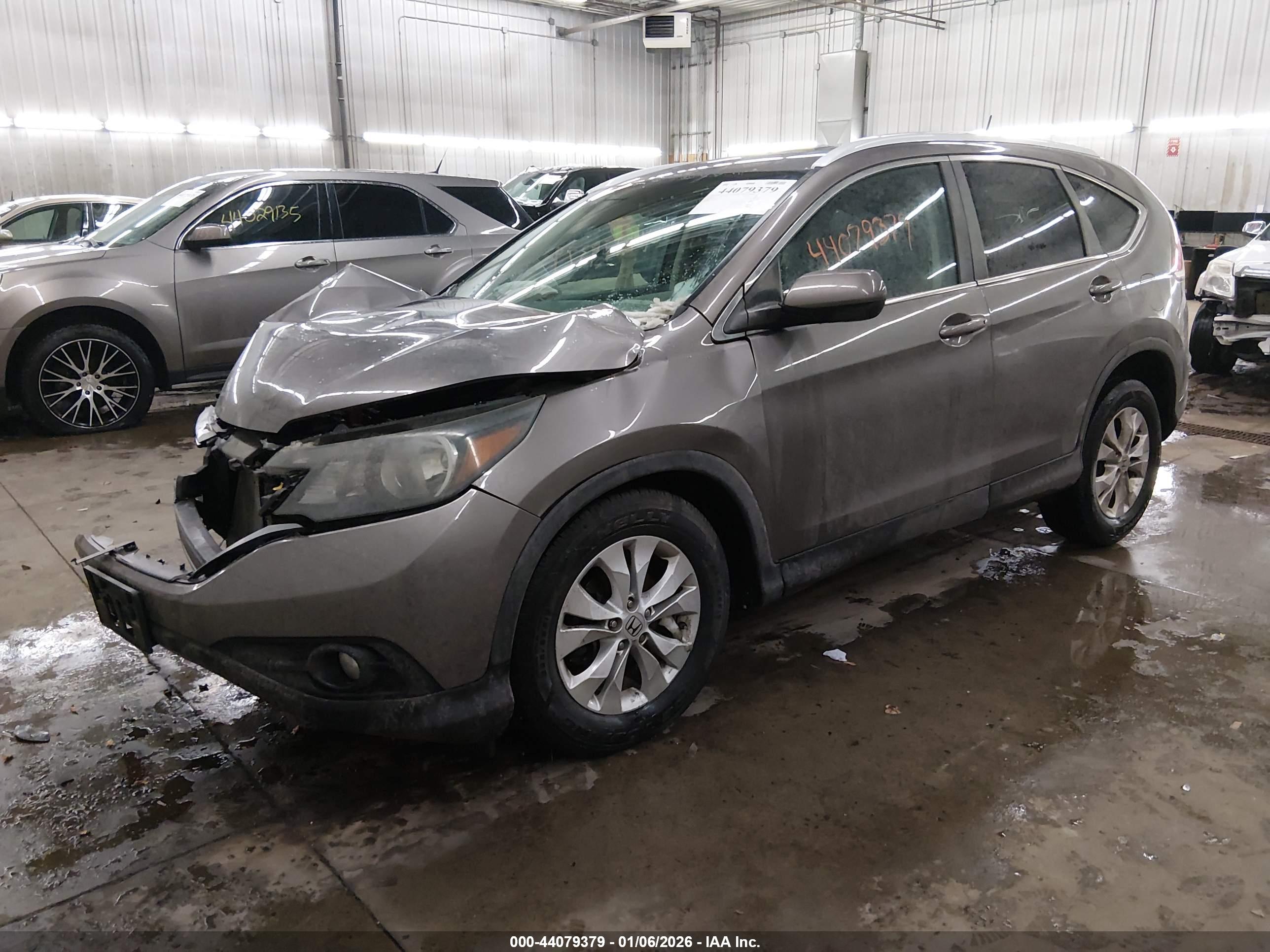 HONDA CR-V image 2