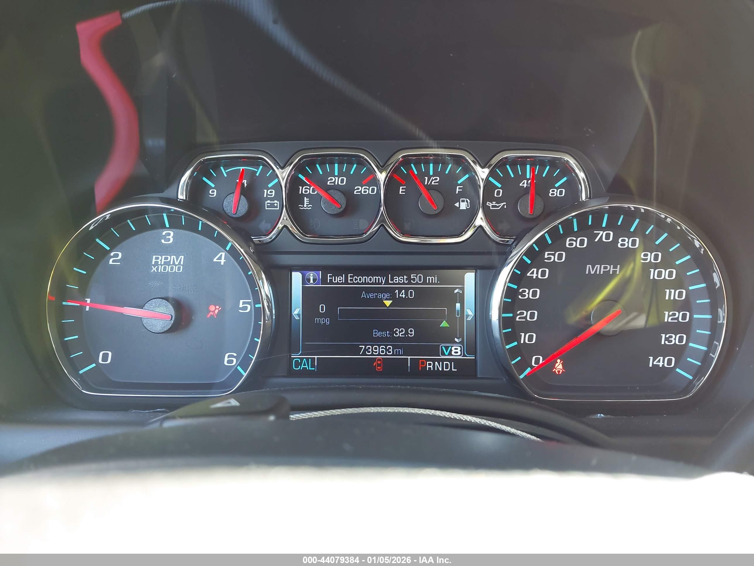 CHEVROLET SUBURBAN image 7