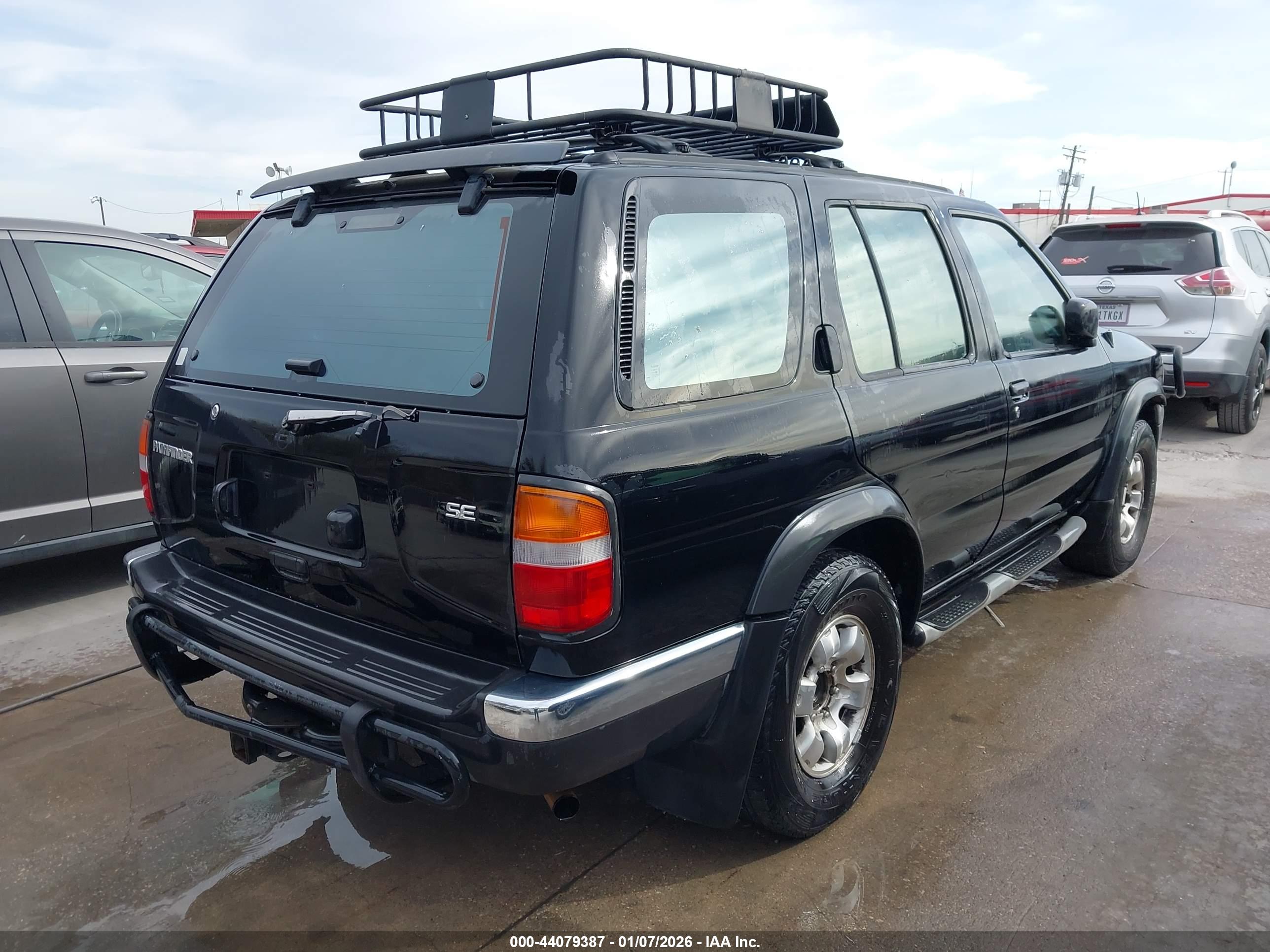NISSAN PATHFINDER image 4