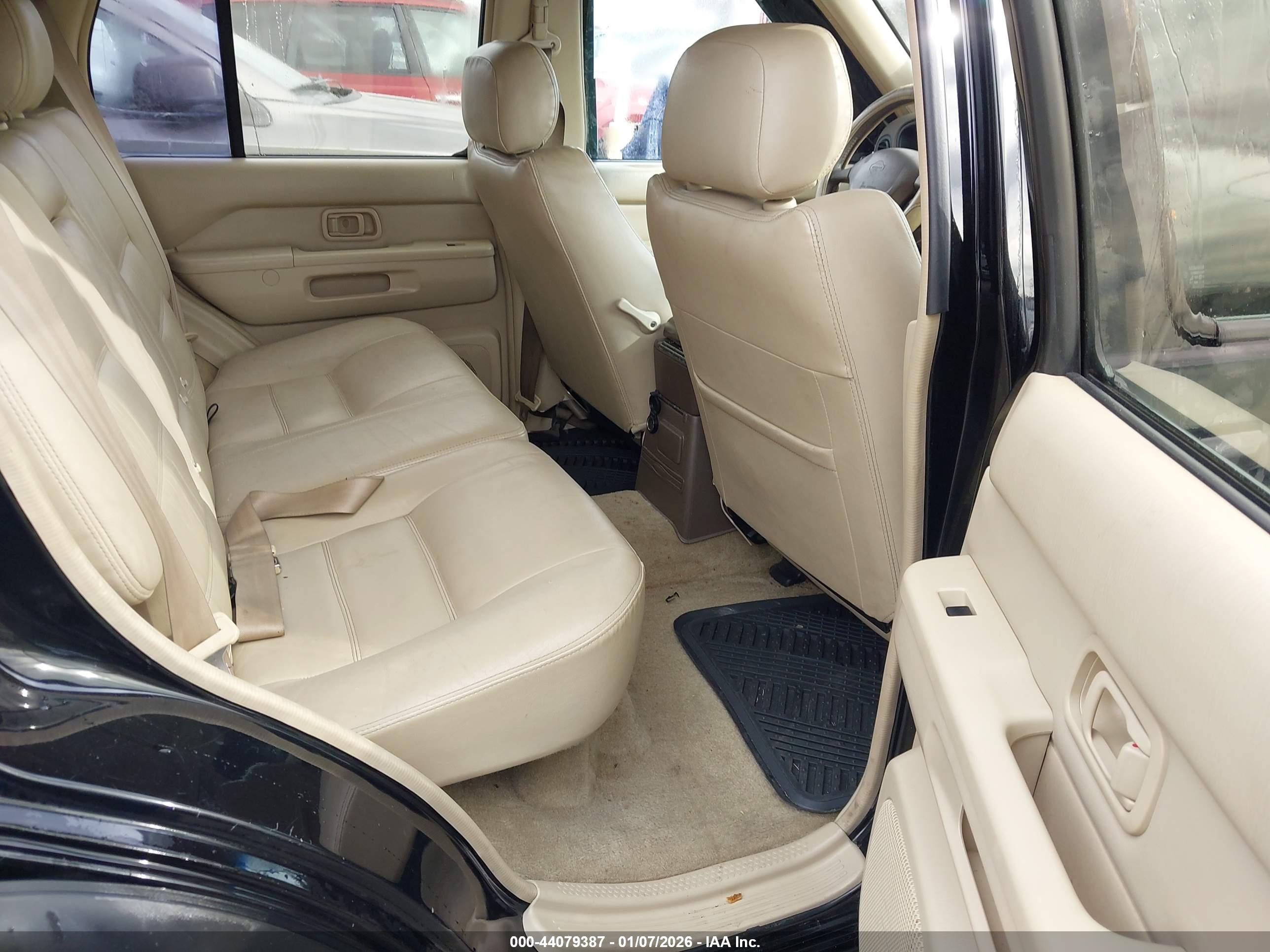 NISSAN PATHFINDER image 8