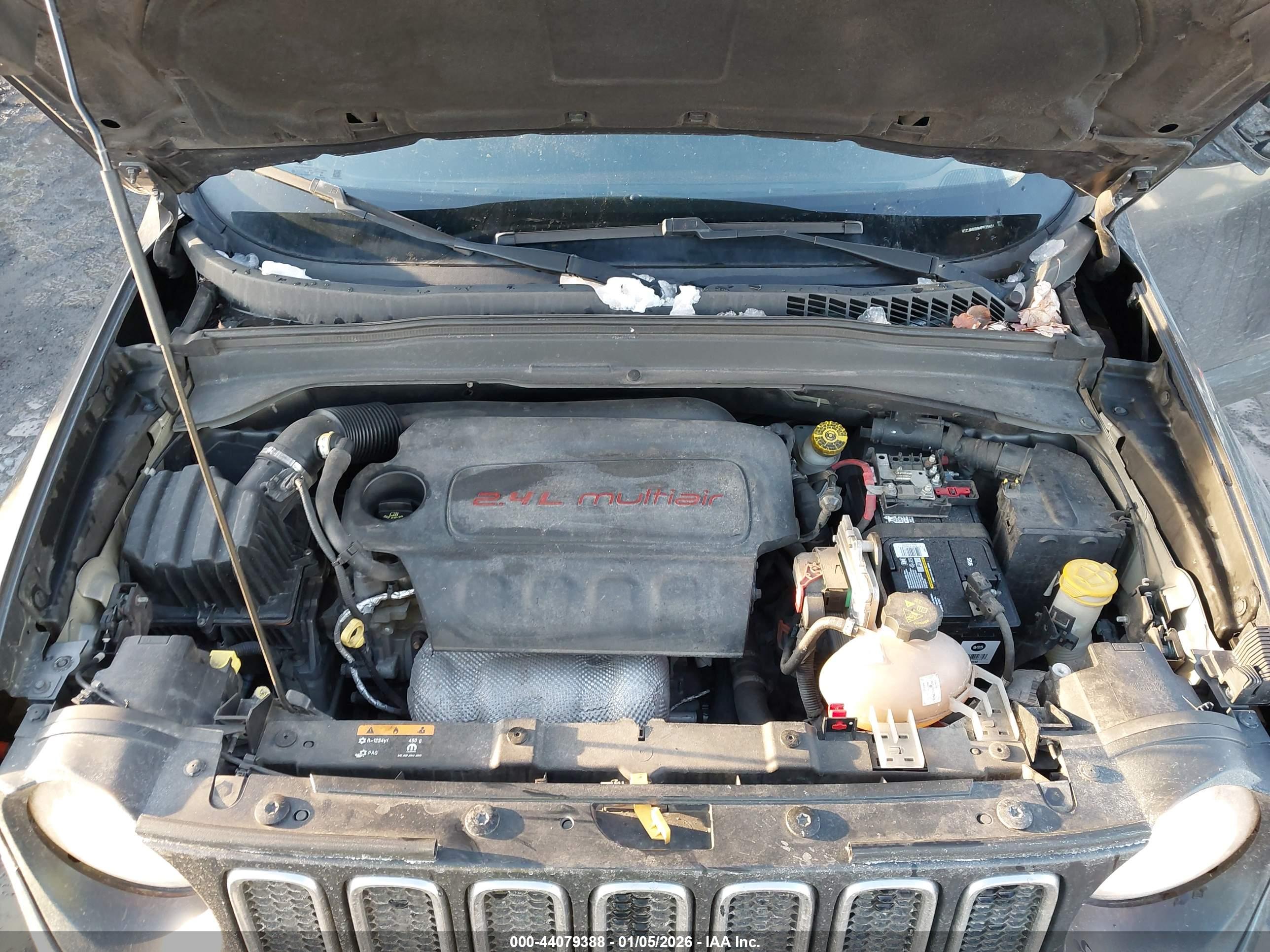 JEEP RENEGADE image 10
