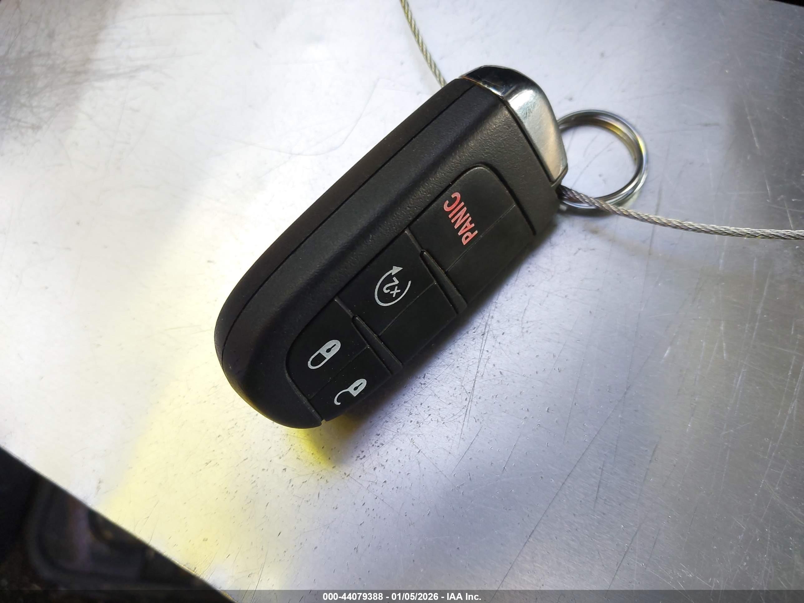 JEEP RENEGADE image 11