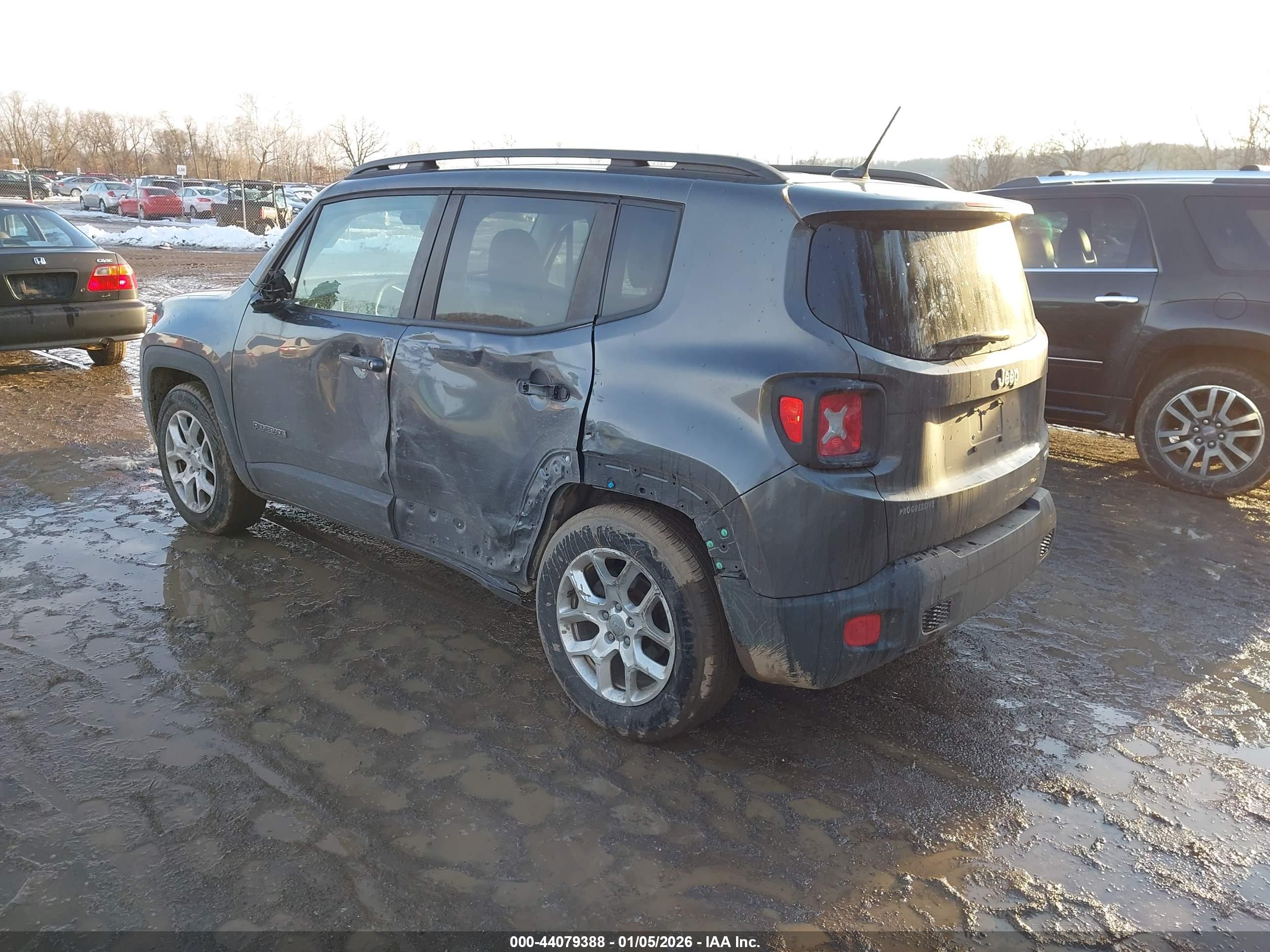 JEEP RENEGADE image 3
