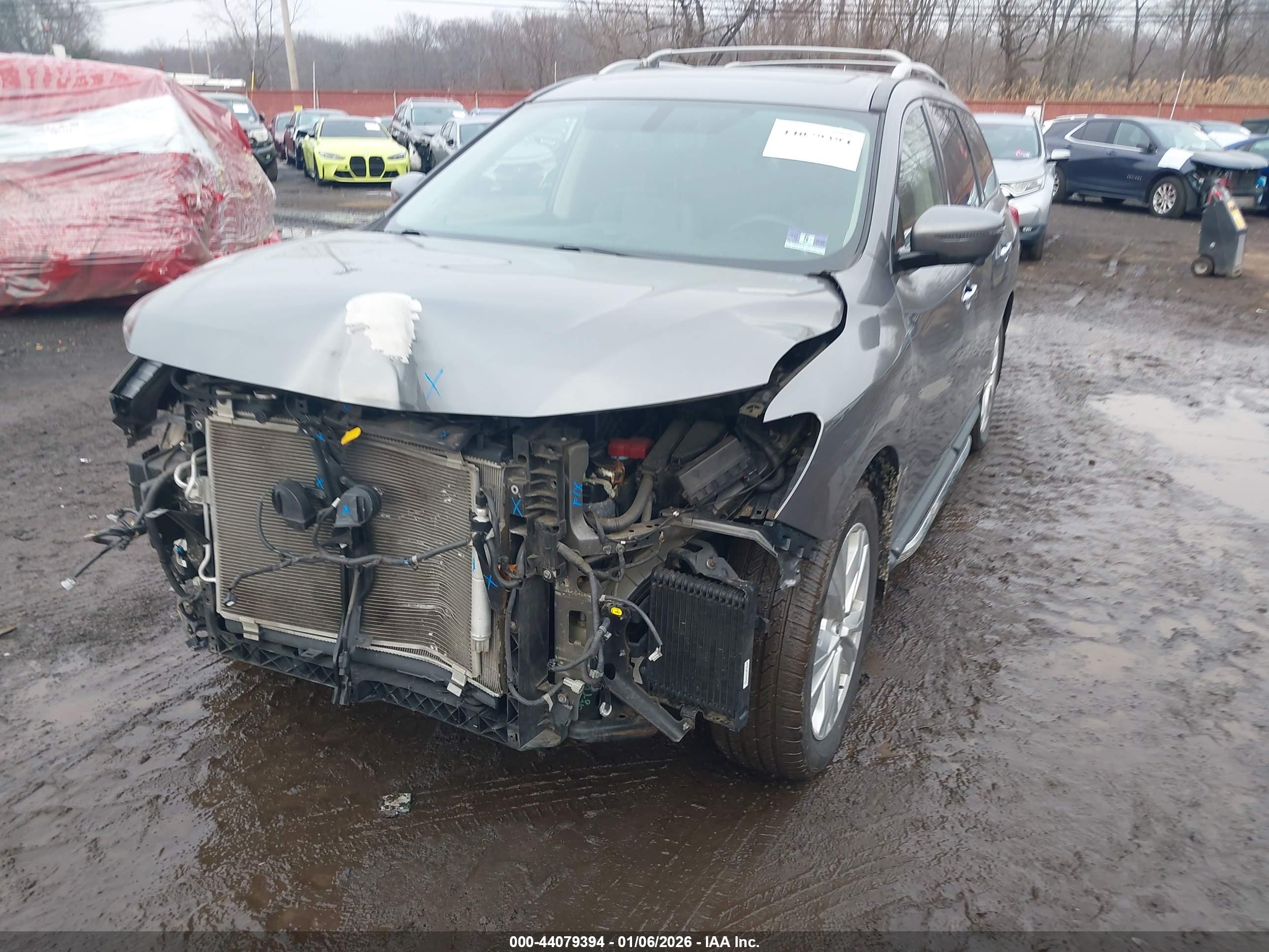 NISSAN PATHFINDER image 6