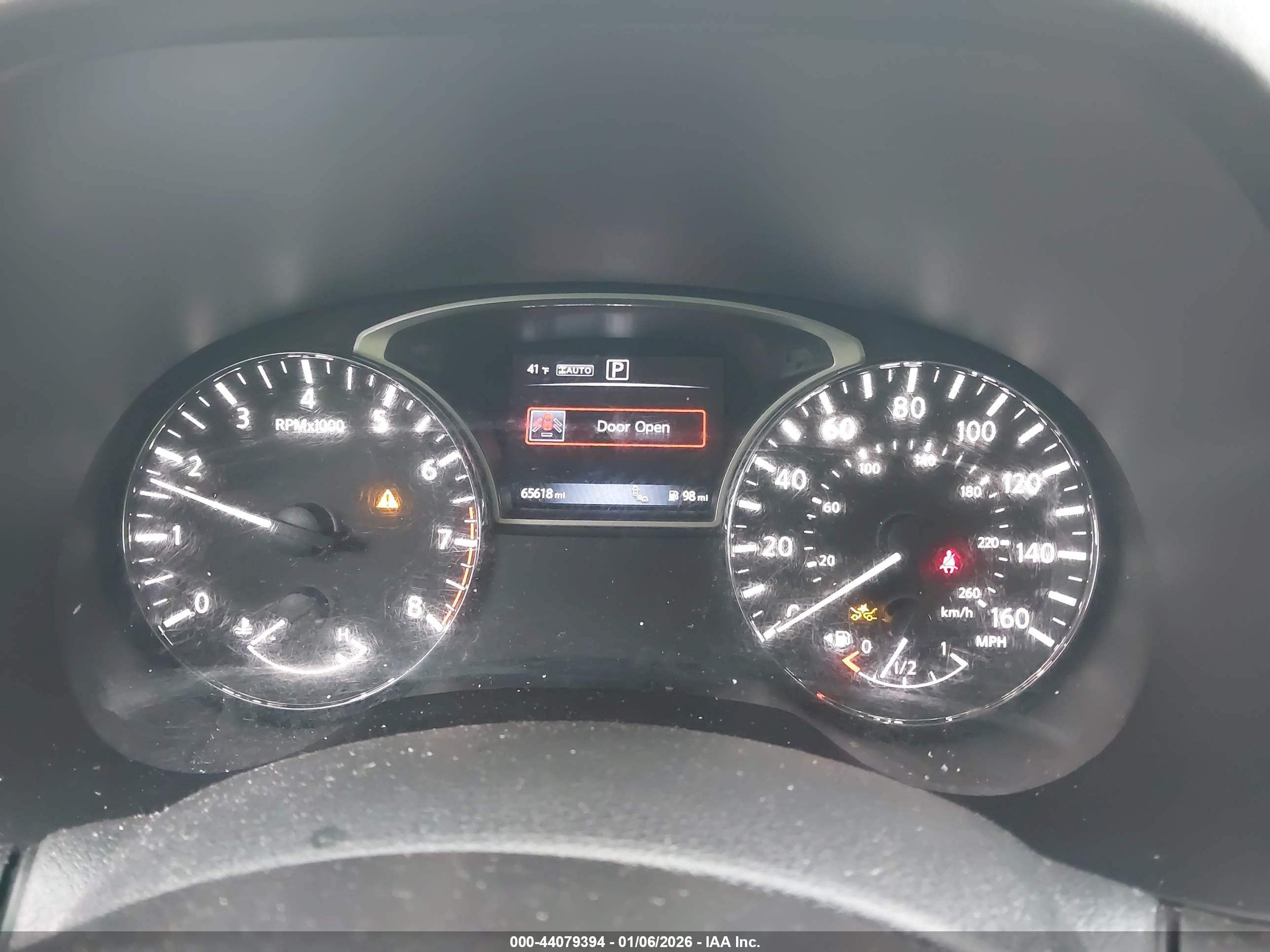 NISSAN PATHFINDER image 7