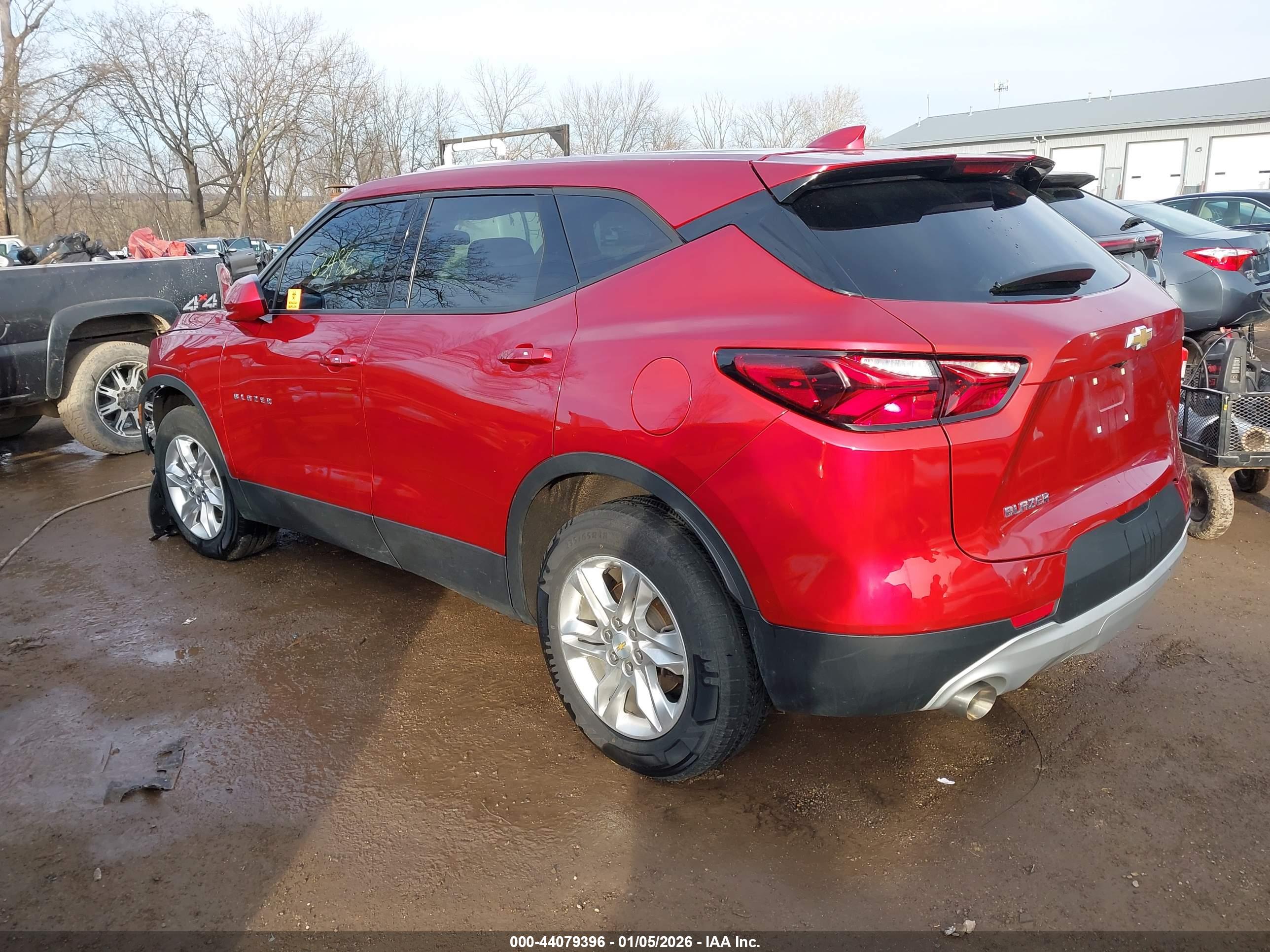CHEVROLET BLAZER image 3