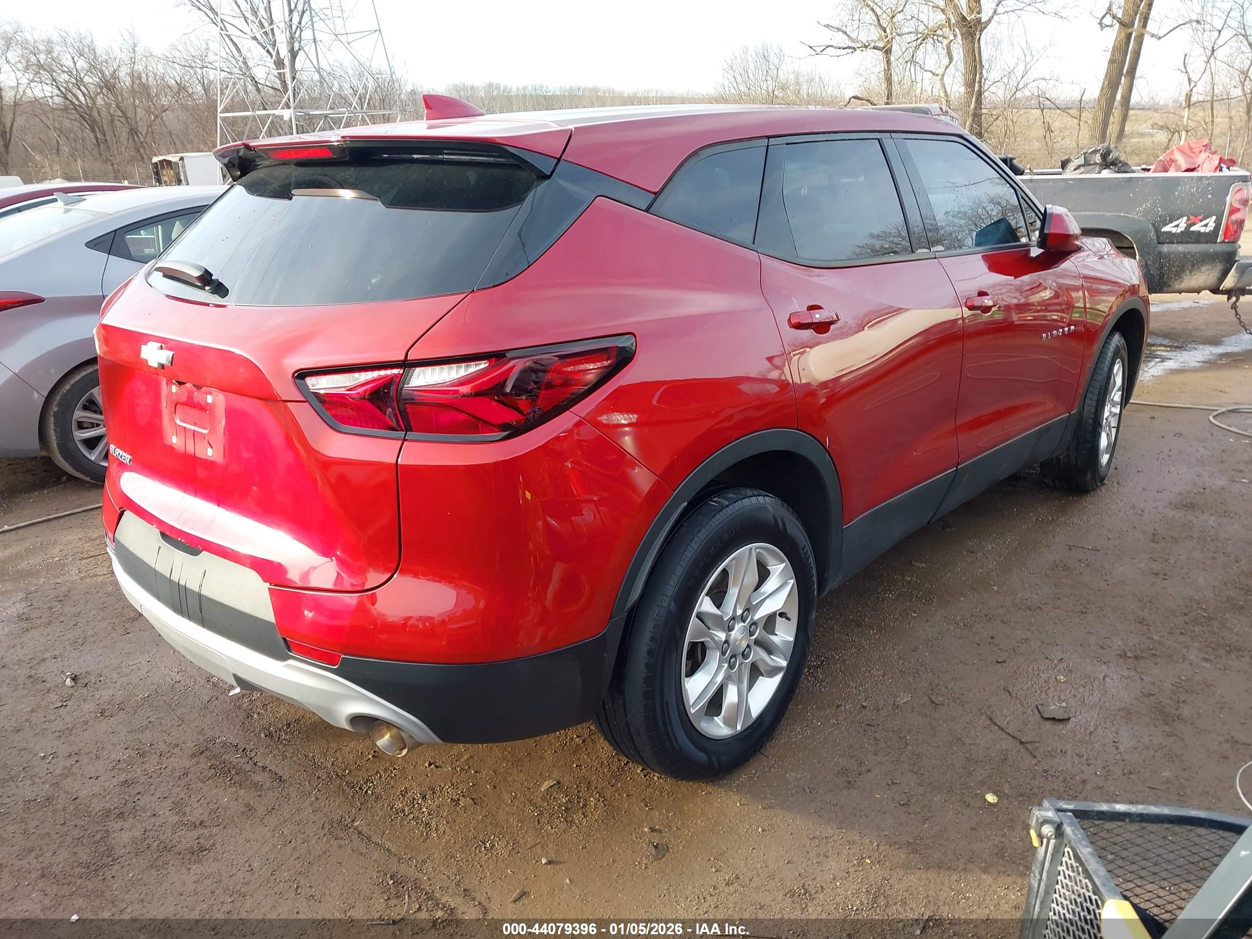 CHEVROLET BLAZER image 4