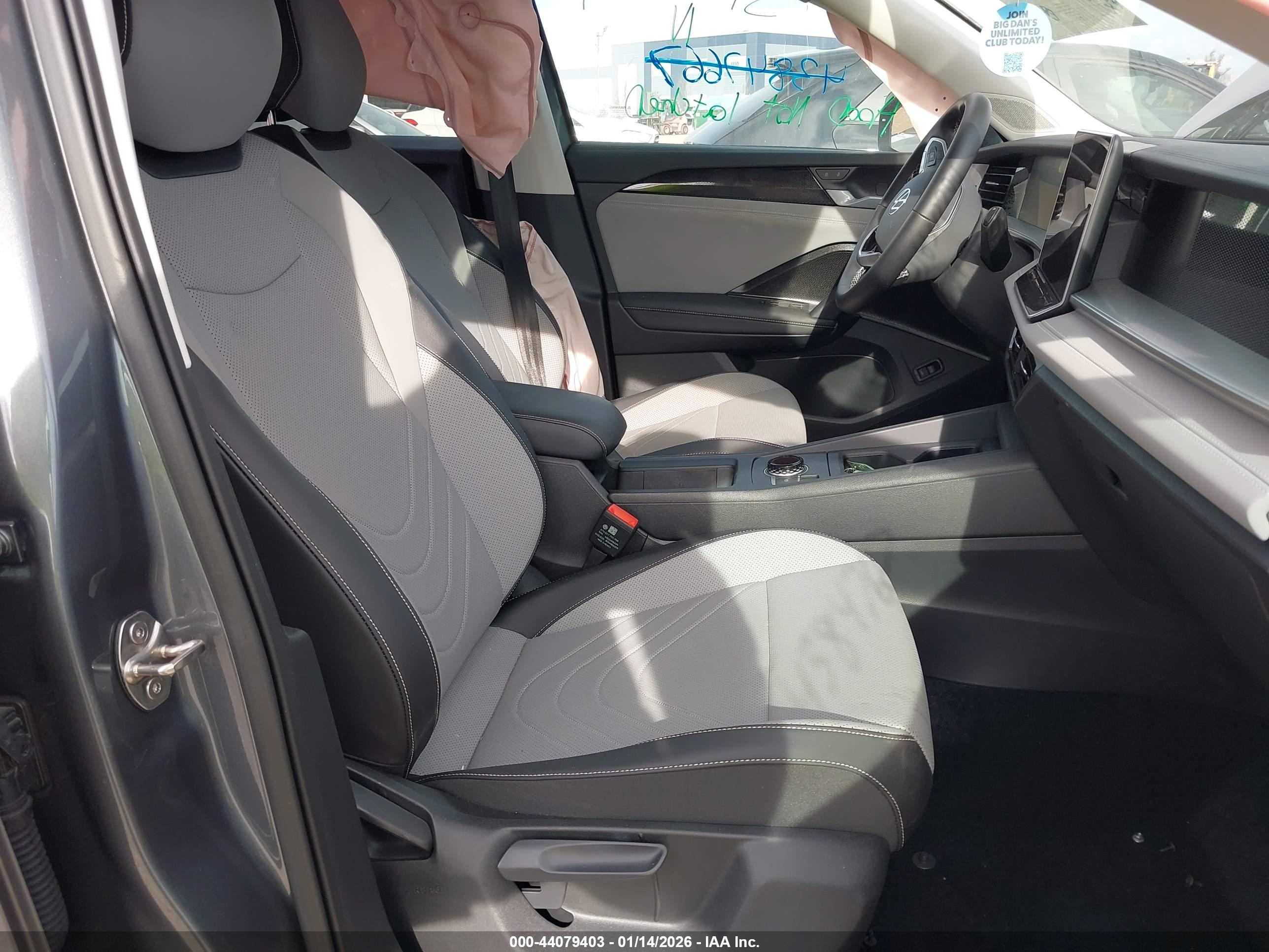 VOLKSWAGEN TIGUAN image 5