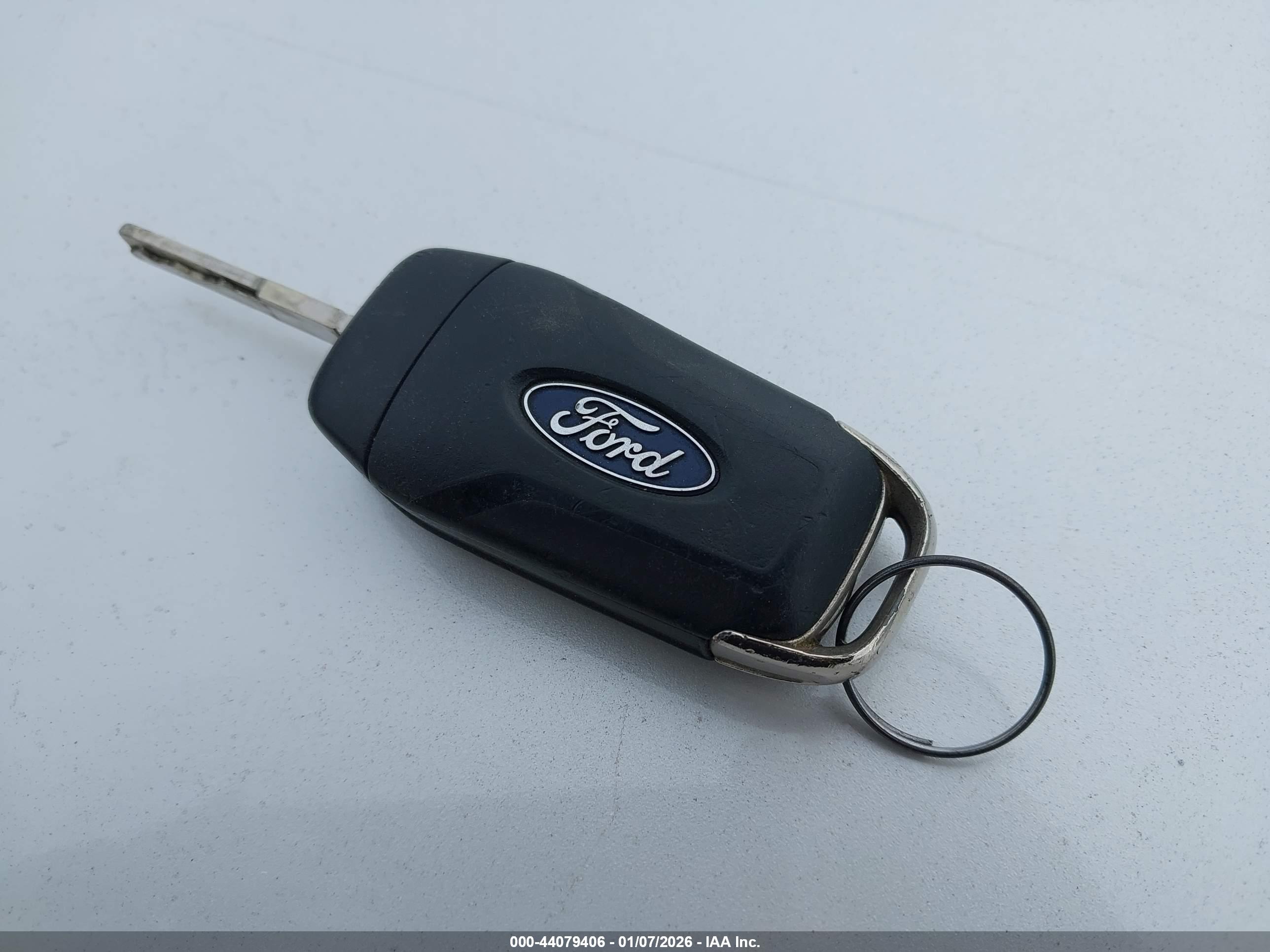 FORD FUSION image 11