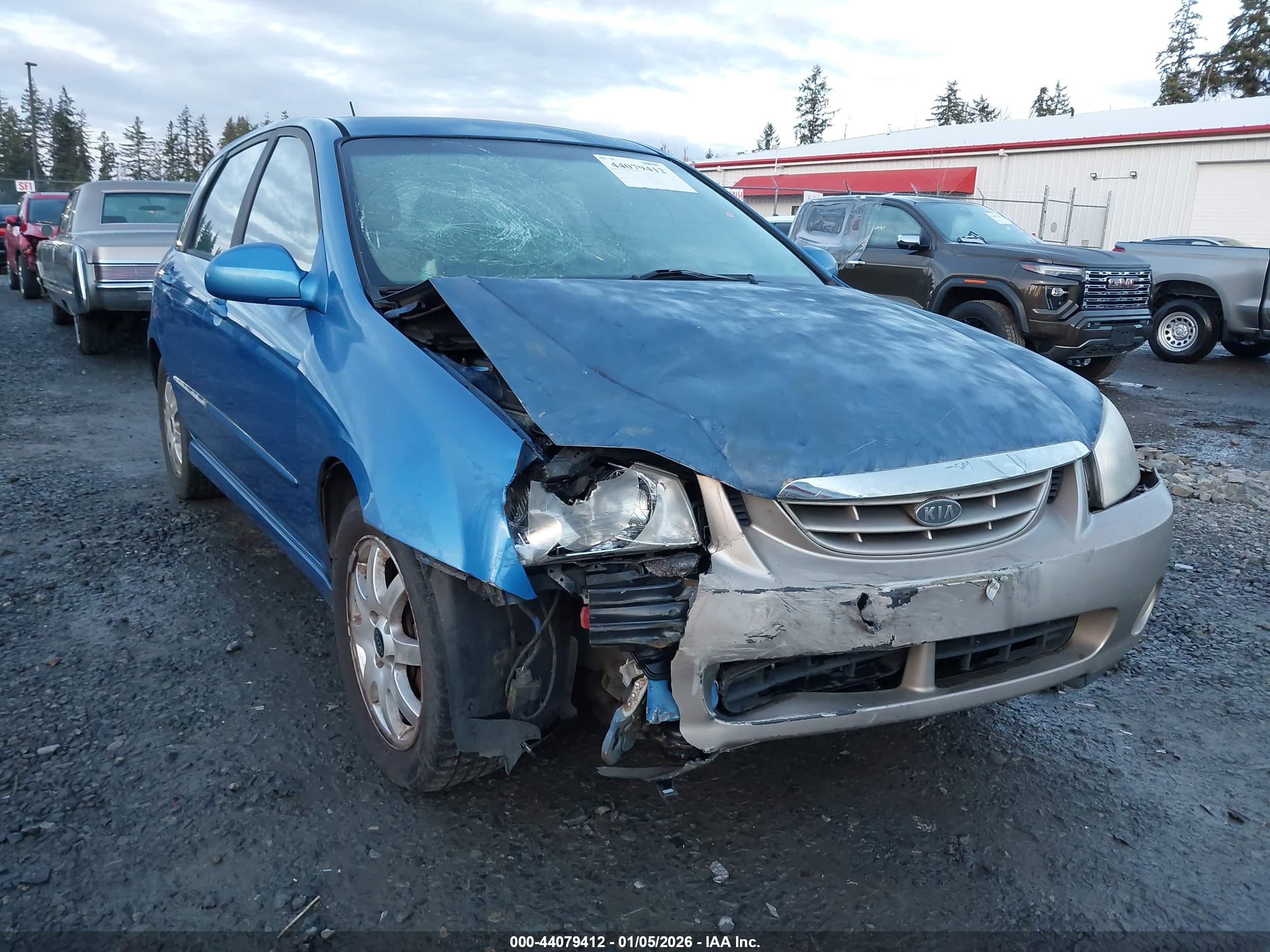 KIA SPECTRA5 image 6